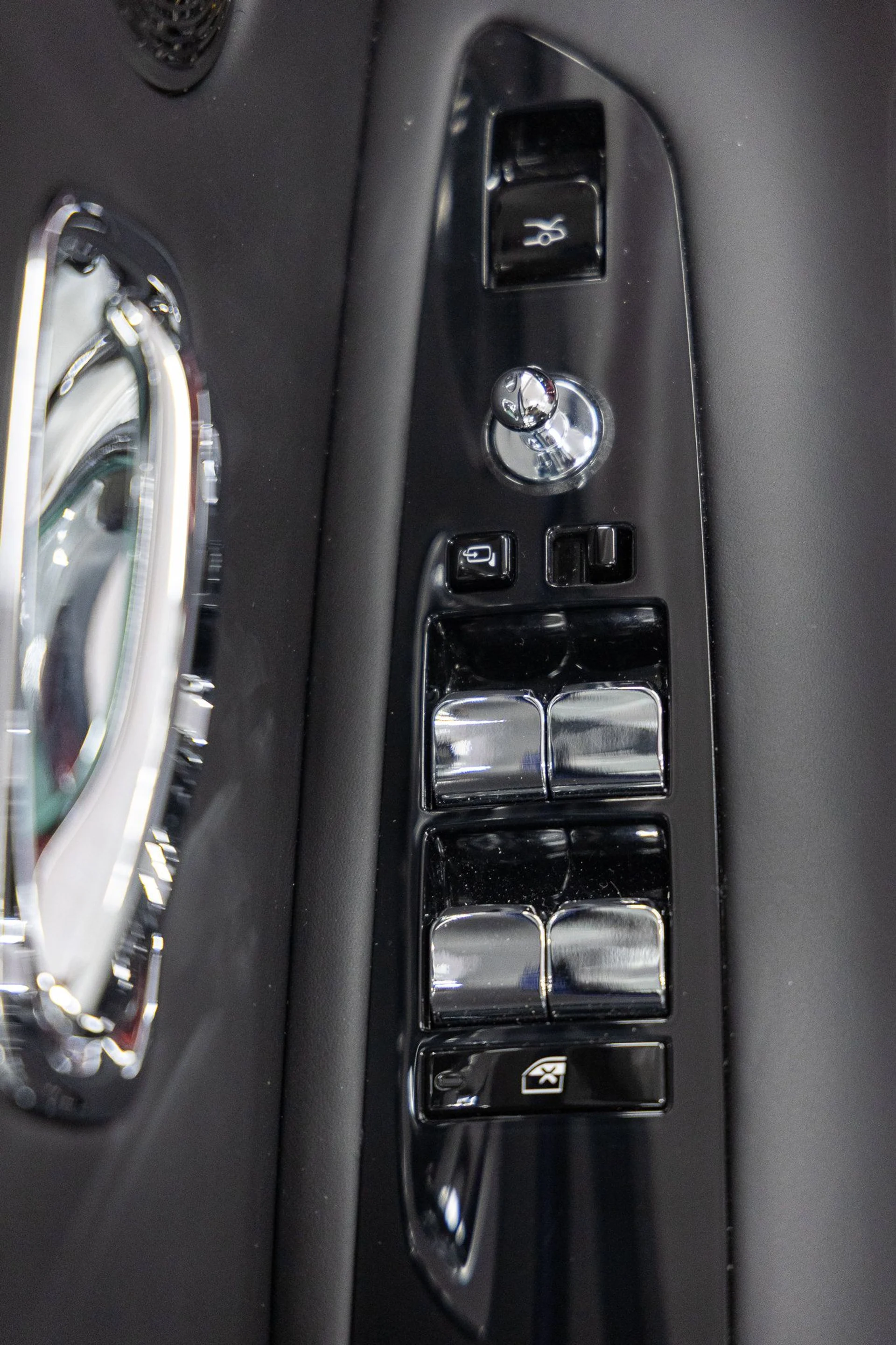 mph038_2343767728_1a058e0d43121563f01647a86c72b01bx_31c1823229