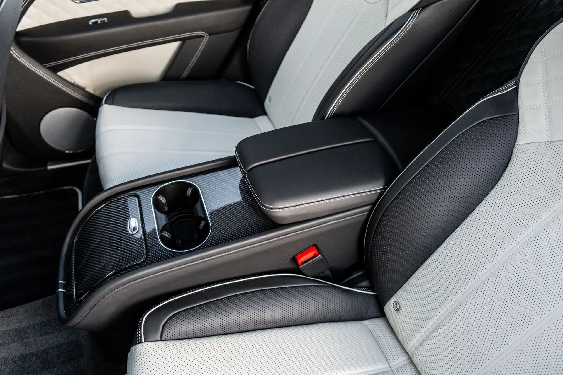 mph038_2346399850_a3ad6734_2874_4f6c_9f18_c449483ee2c0_4d30b2a674