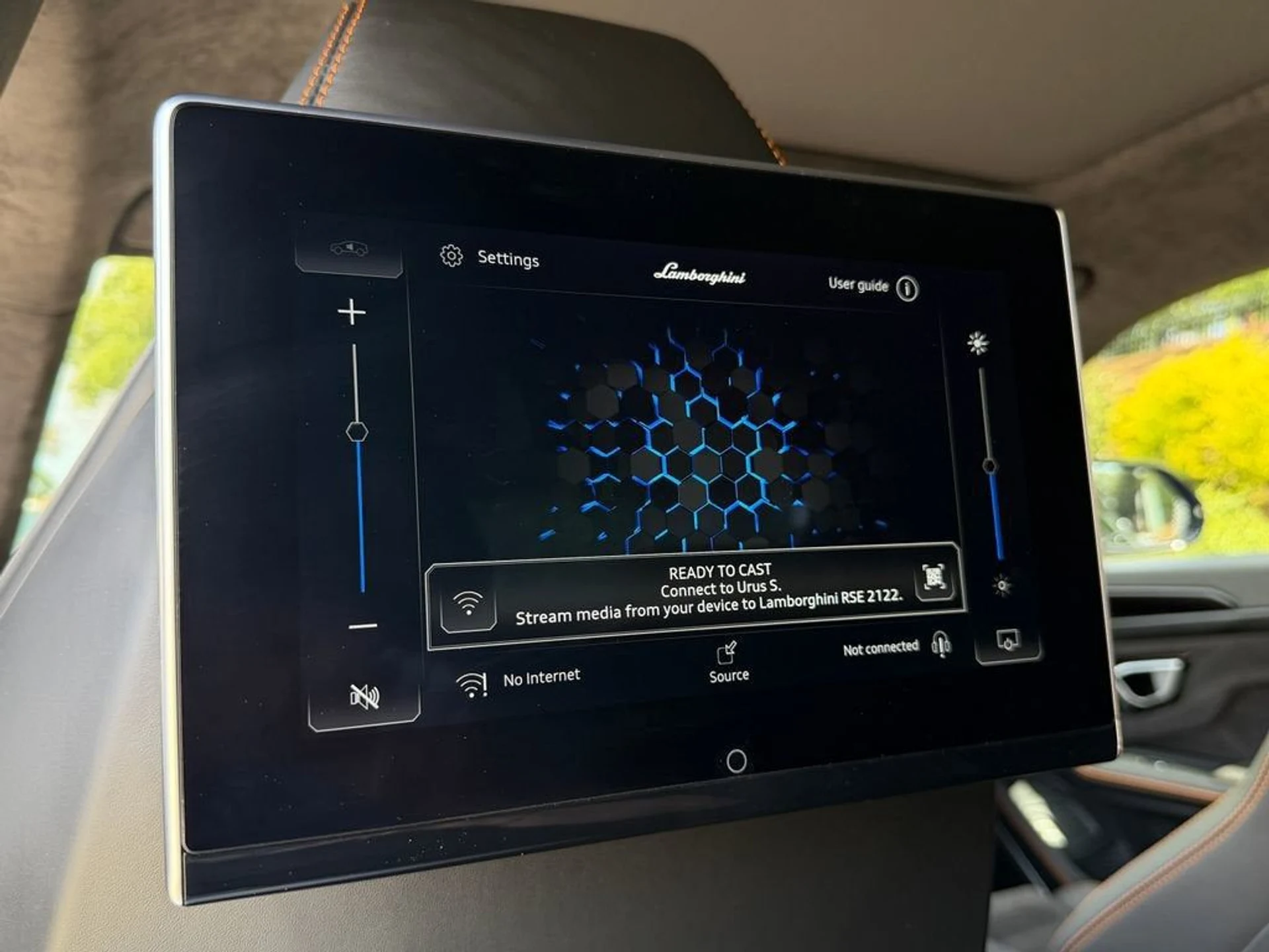 mph038_2350107219_75ee1a8cd64248f8a4a0da5f5e8d2656_ad7d85c1ff