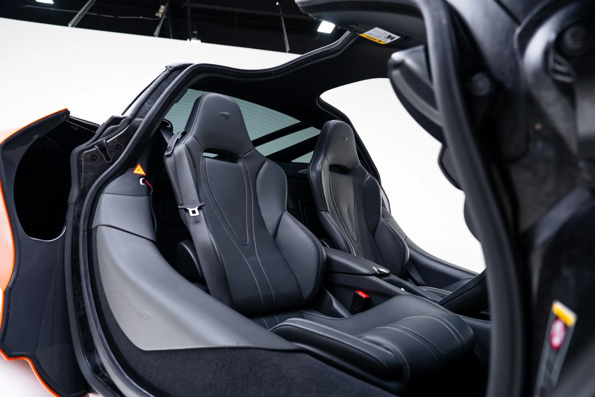 mph038_2350288352_Used_2018_Mc_Laren_720_S_Performance_1769552017_337ac2b843