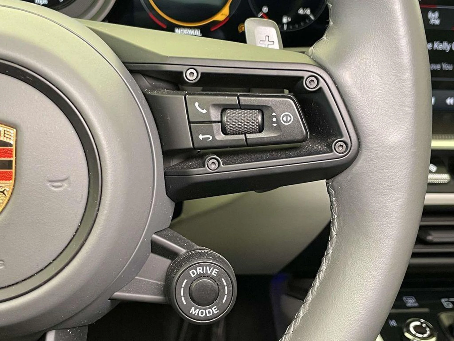 mph038_236045502_b_OL_3_S_Gic_QFW_Ht9e_SEVL_2cvq_H8q_Q_94266945fe