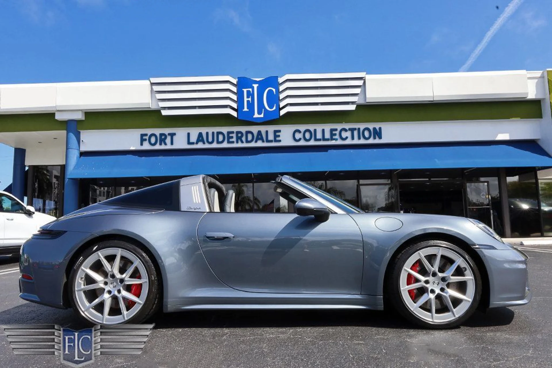 mph038_2369952538_used_2026_porsche_911_targa4s_6305_22995044_39_1024_ab395cb19c