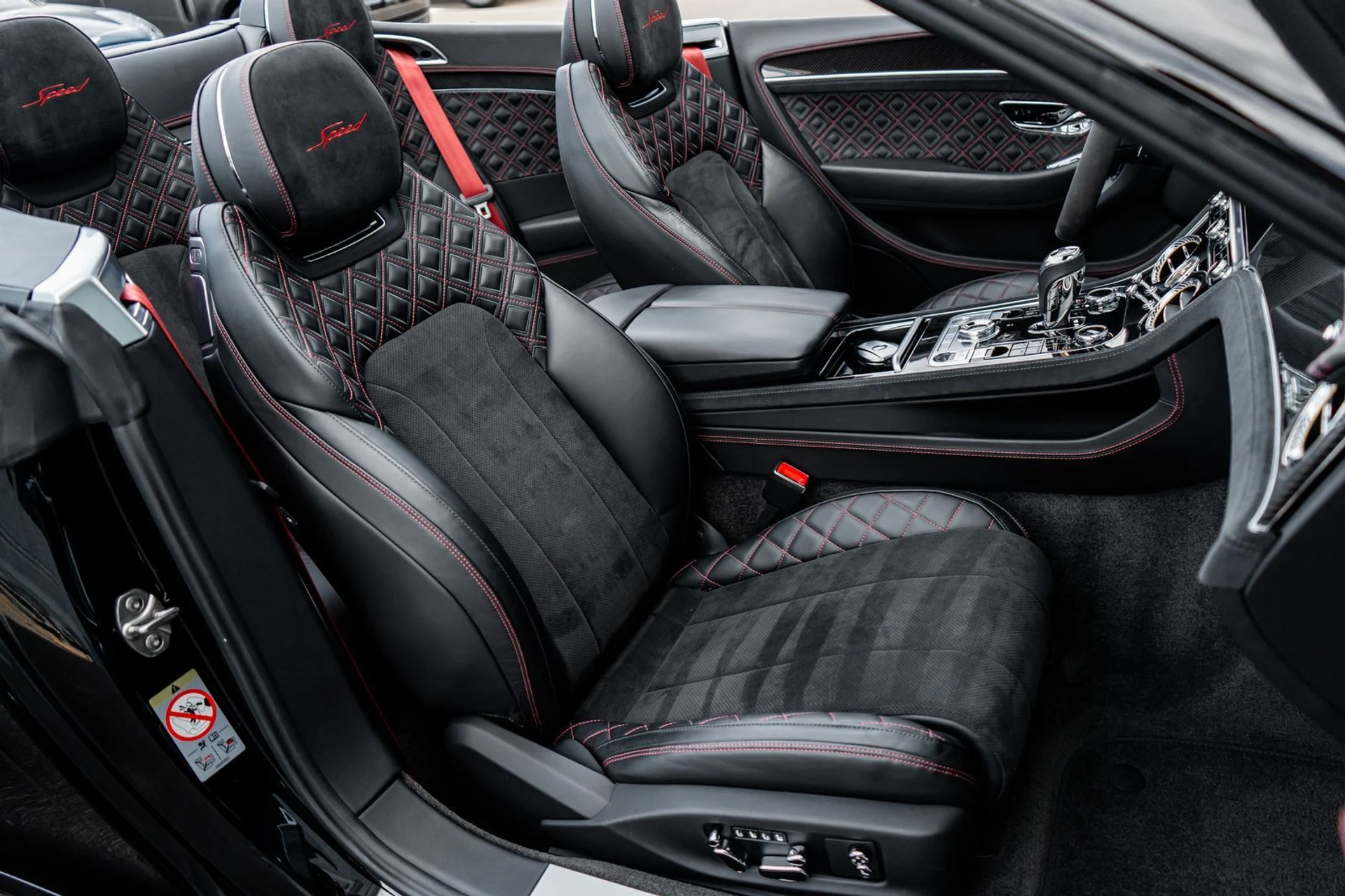 mph038_2376287213_d743f59b_10c1_48ba_90e9_08078ef184a2_5d5e8b527f