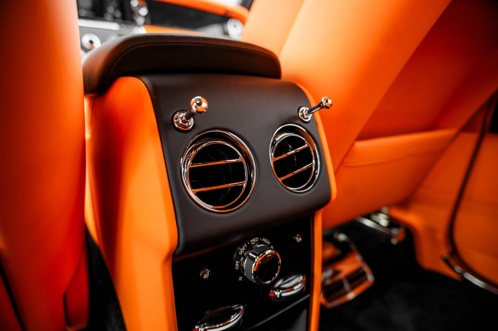 mph038_2386227117_2d06f5f42ed140c09da73b810f66f206_23489cd489