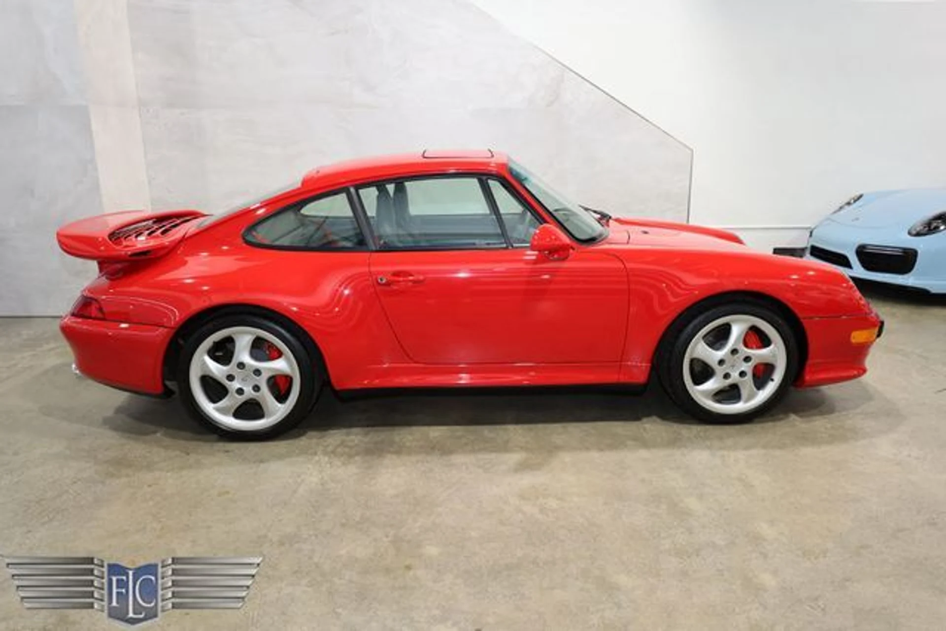 mph038_2391989015_used_1997_porsche_911_carrera_4s_9689_23009032_42_640_9d46bf0b19