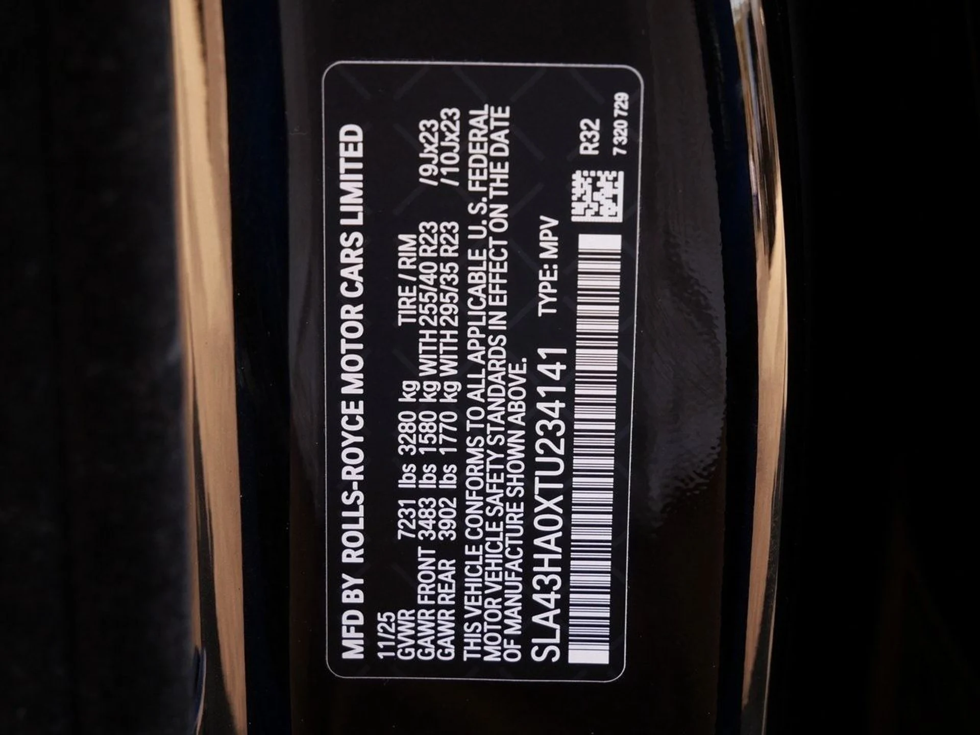 mph038_2396947378_947989d18305845256ab47534012818cx_517b36e475