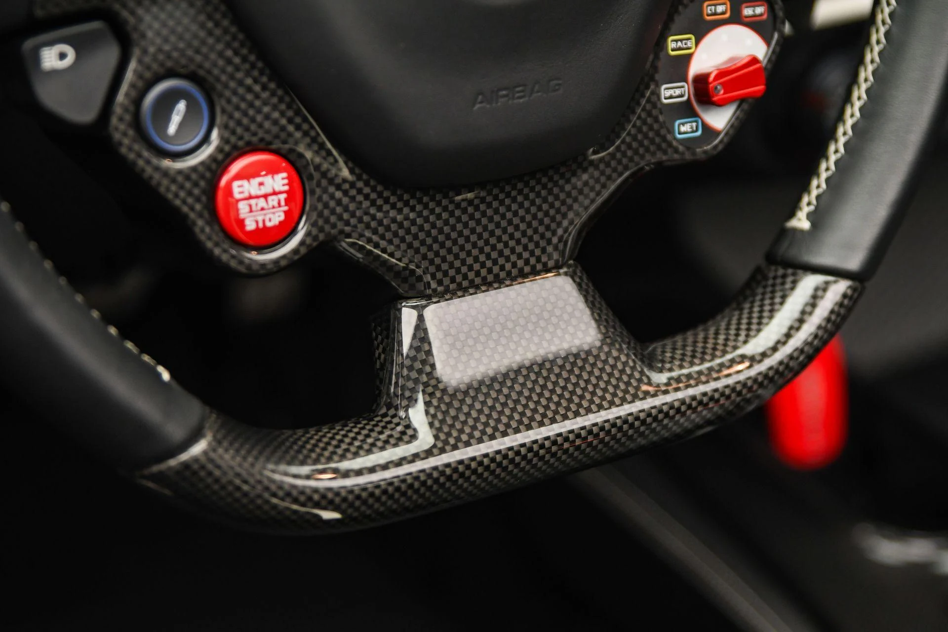 mph038_2414214983_Used_2020_Ferrari_488_Pista_Base_1757455543_973baaa2e9