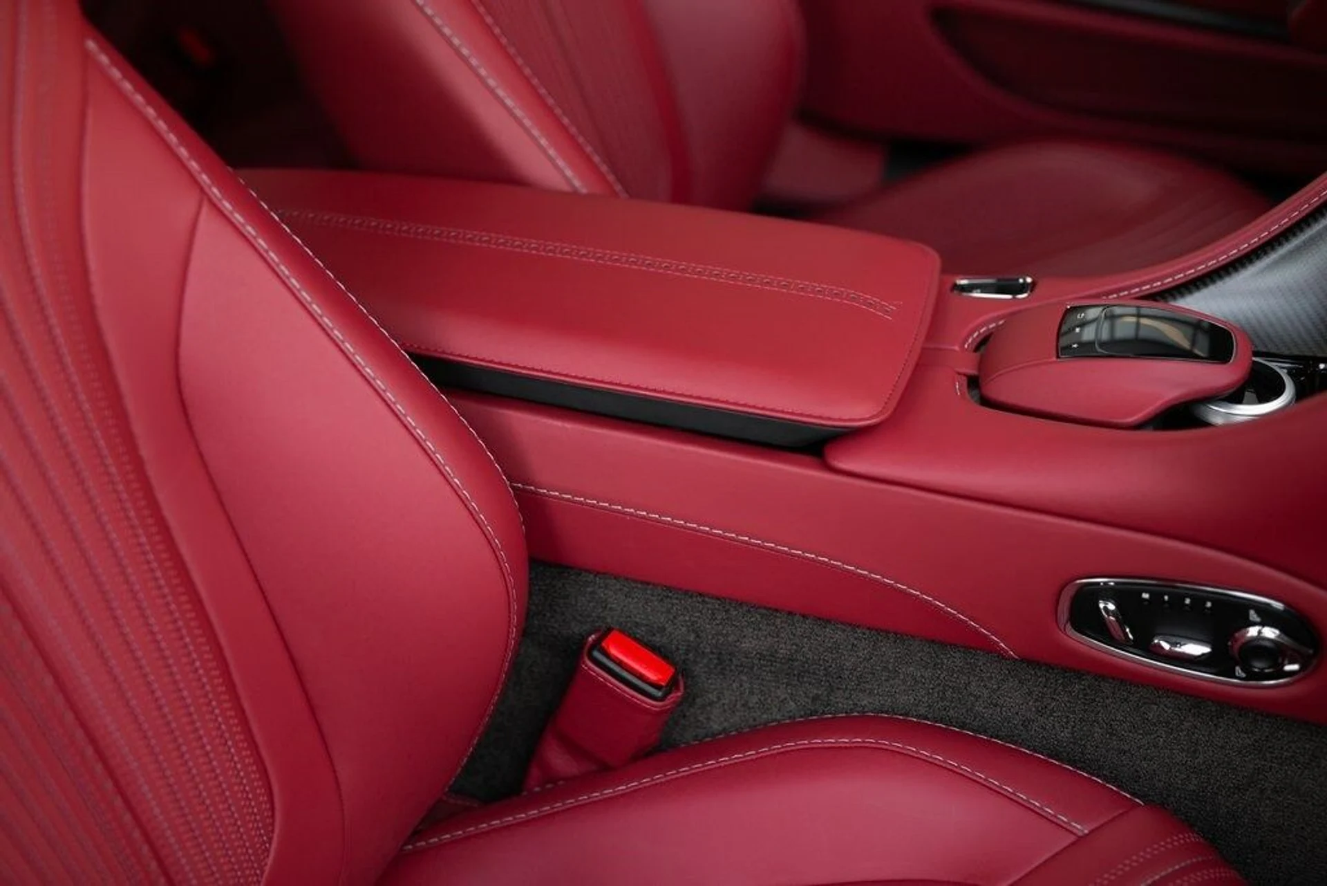 mph038_2429621123_c0abfdff087f53ef50e963cf3f615ffax_5db5db0410