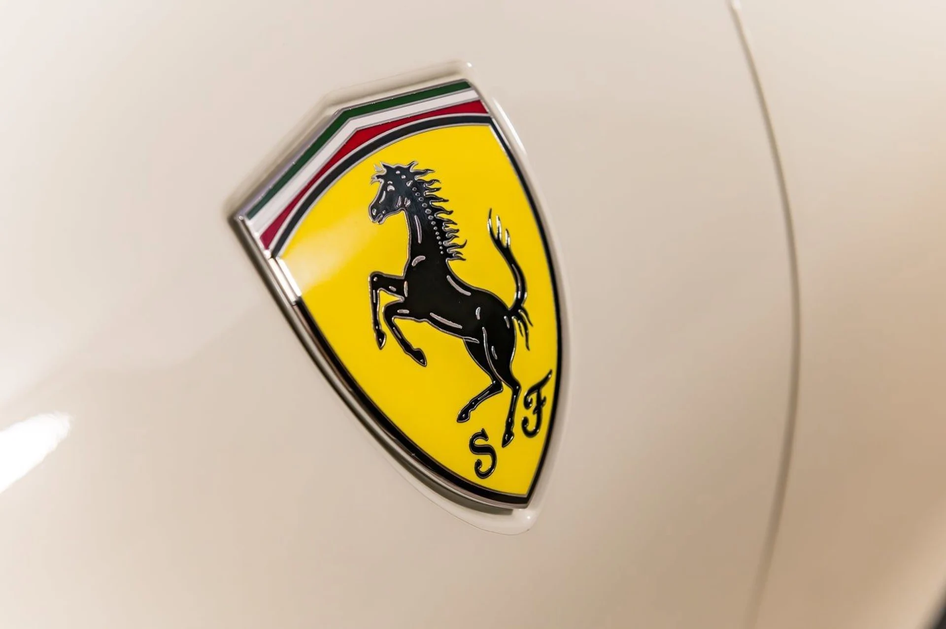 mph038_2442551212_ad898e27f7b742d6bf21f9e7a8f9c104_80b053625e