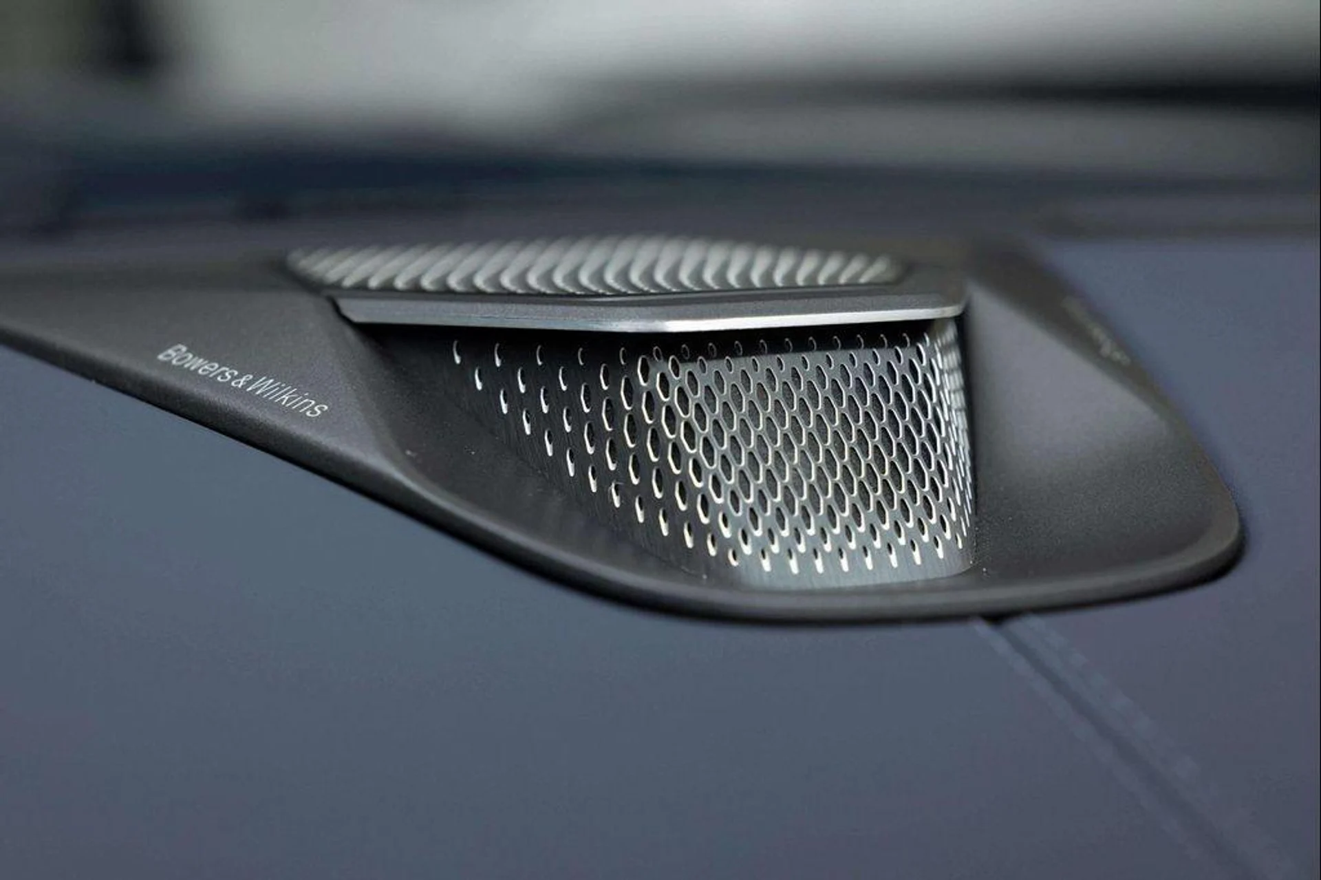 mph038_2465878321_ify4h_Uvi_Pq9u_CMDQ_Krr_Sun_GO_0no_253970d42d