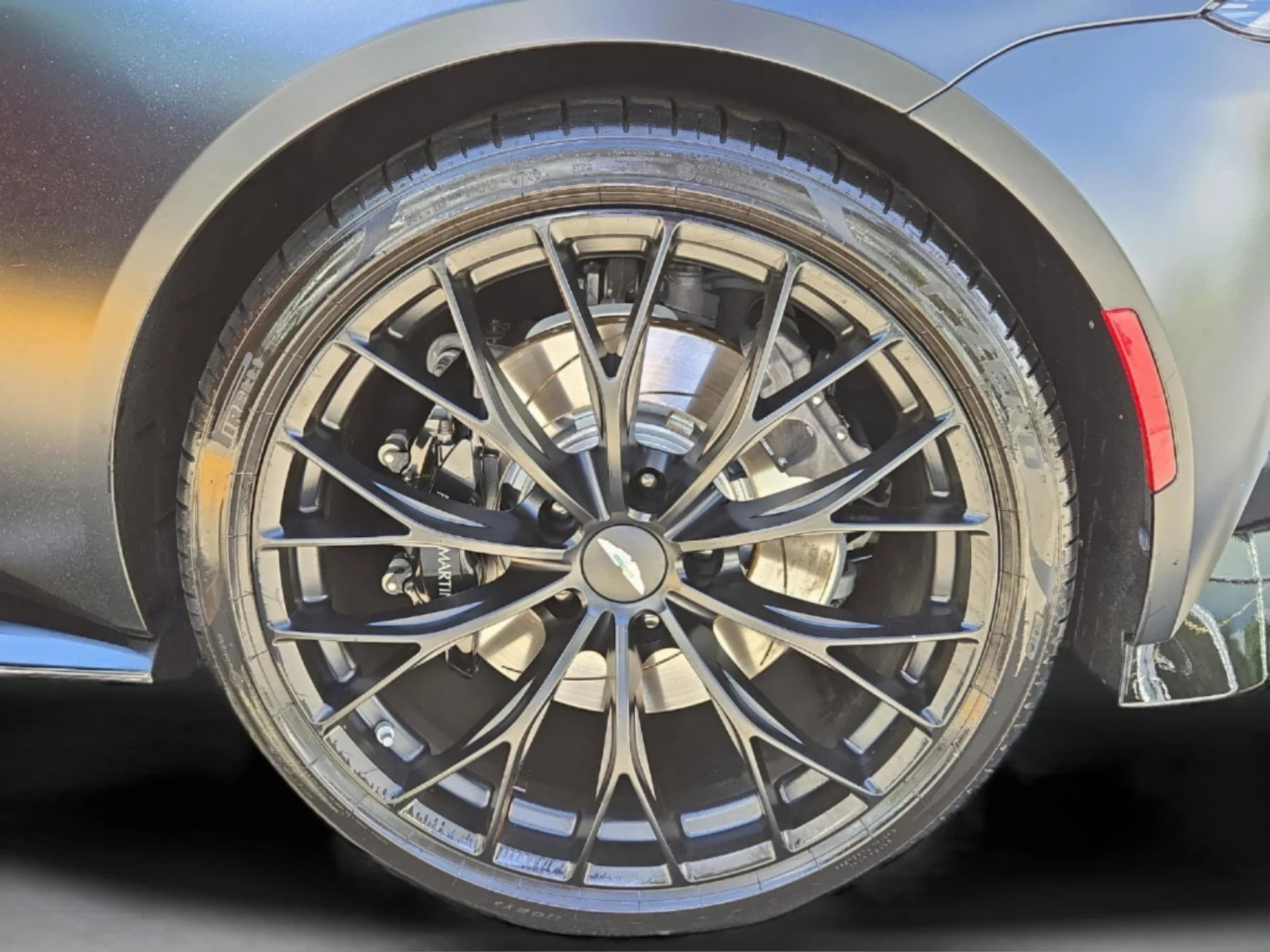 mph038_2469893907_4eb52de925dbb6183c1376113d94d92bx_d19feca85f