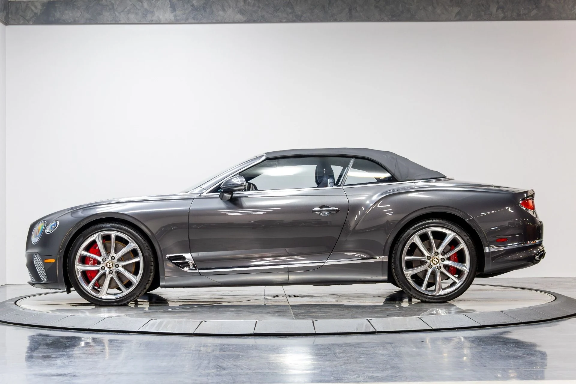 mph038_2476871130_Used_2020_Bentley_Continental_GT_V8_1775255845_6434b495d7