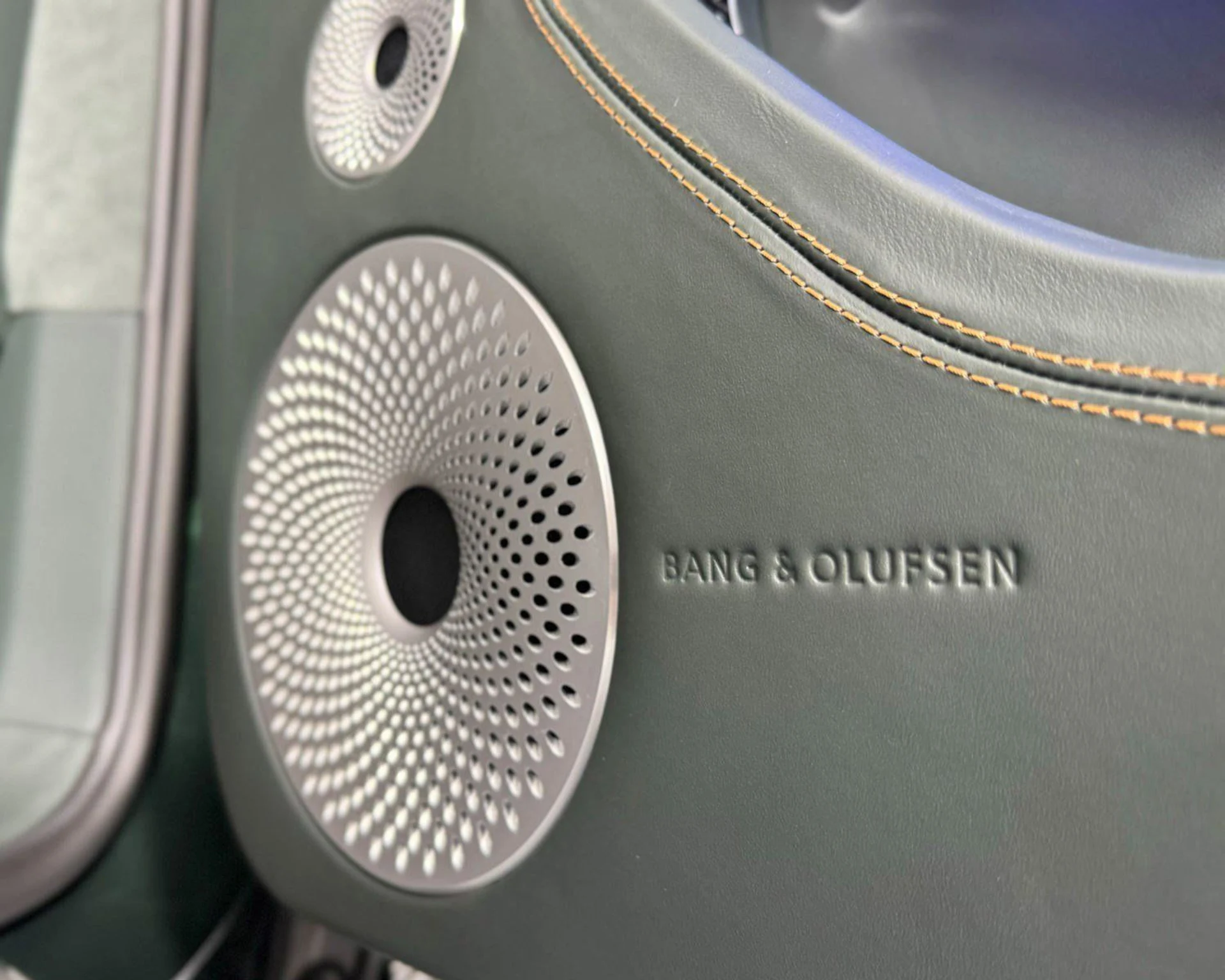 mph038_2478298672_e76a0cbc48904405b9e6a0601a4dfb71_4a7b59fa5b