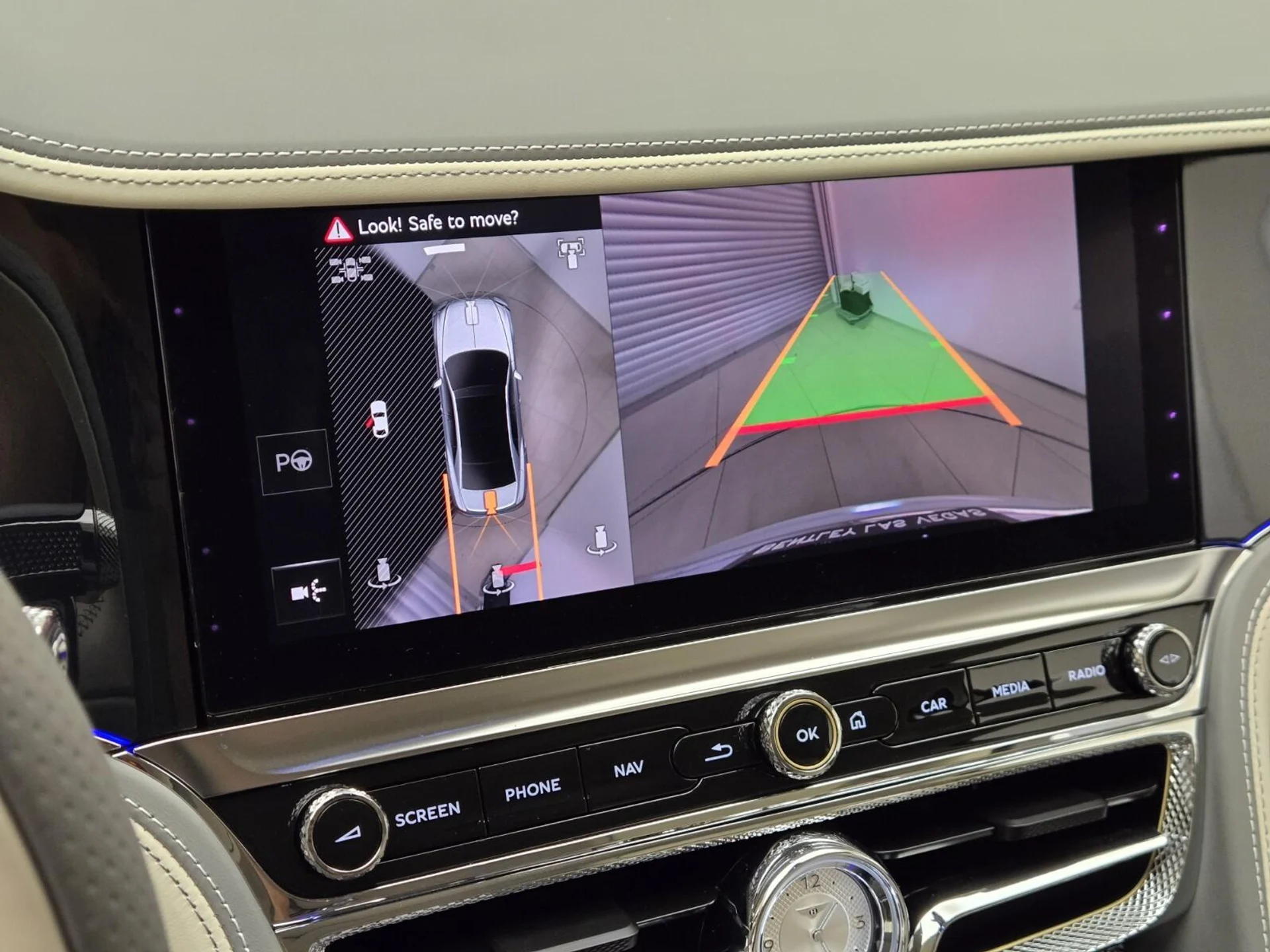 mph038_2494651249_Used_2025_Bentley_Flying_Spur_Speed_1760420818_76fb084ce1