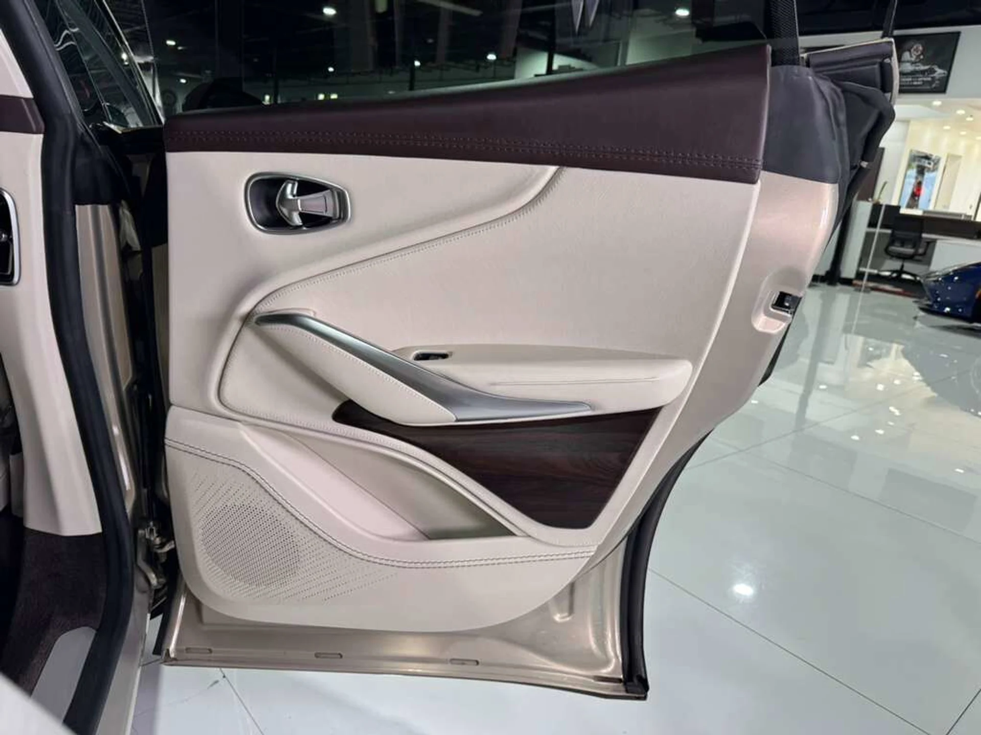 mph038_2504528884_42732dda8d602ac94812d3e8f8854eb4_77c0dba43a