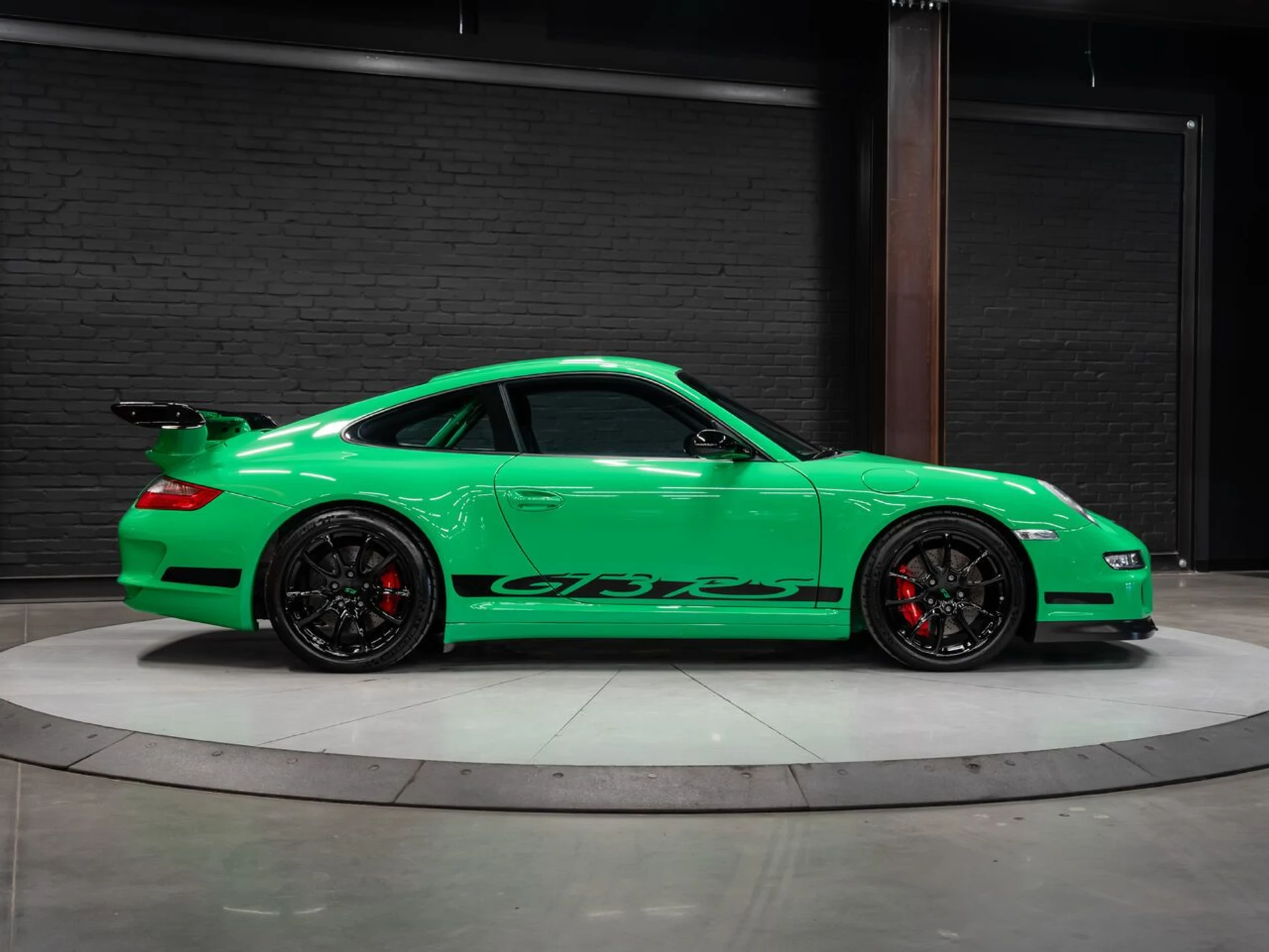 mph038_2517287260_porsche_911_gt3_rs_2007_719cd4c519