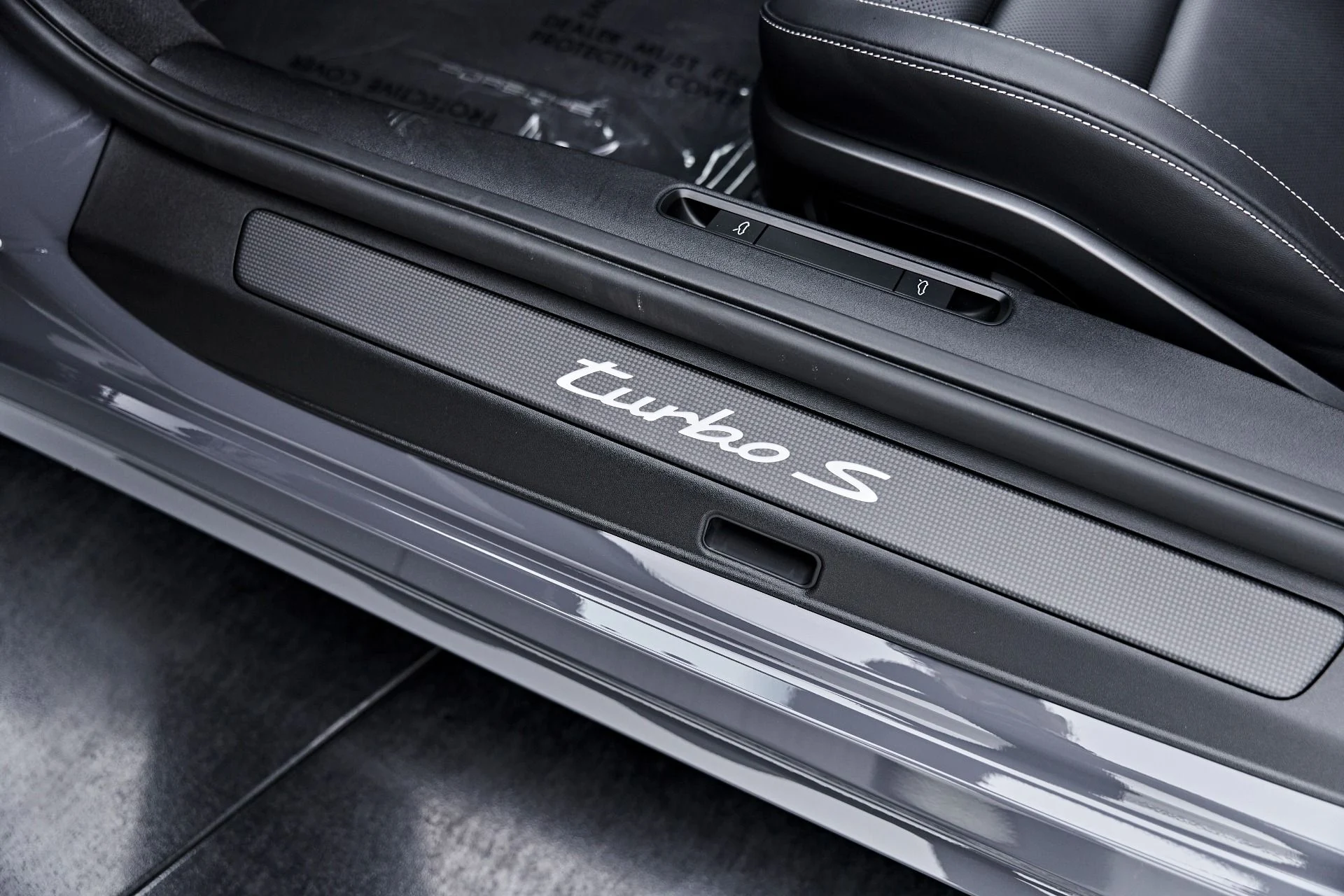 mph038_2517608716_Used_2026_Porsche_911_Turbo_S_1789622275_07ebd35c8c