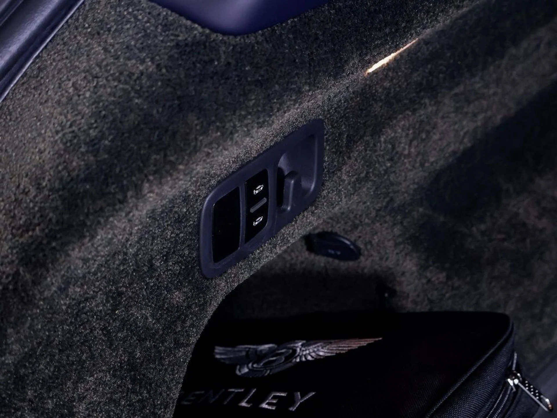 mph038_2522300156_e3750a13c2a533e097b1049cde8d5e59x_327274a563