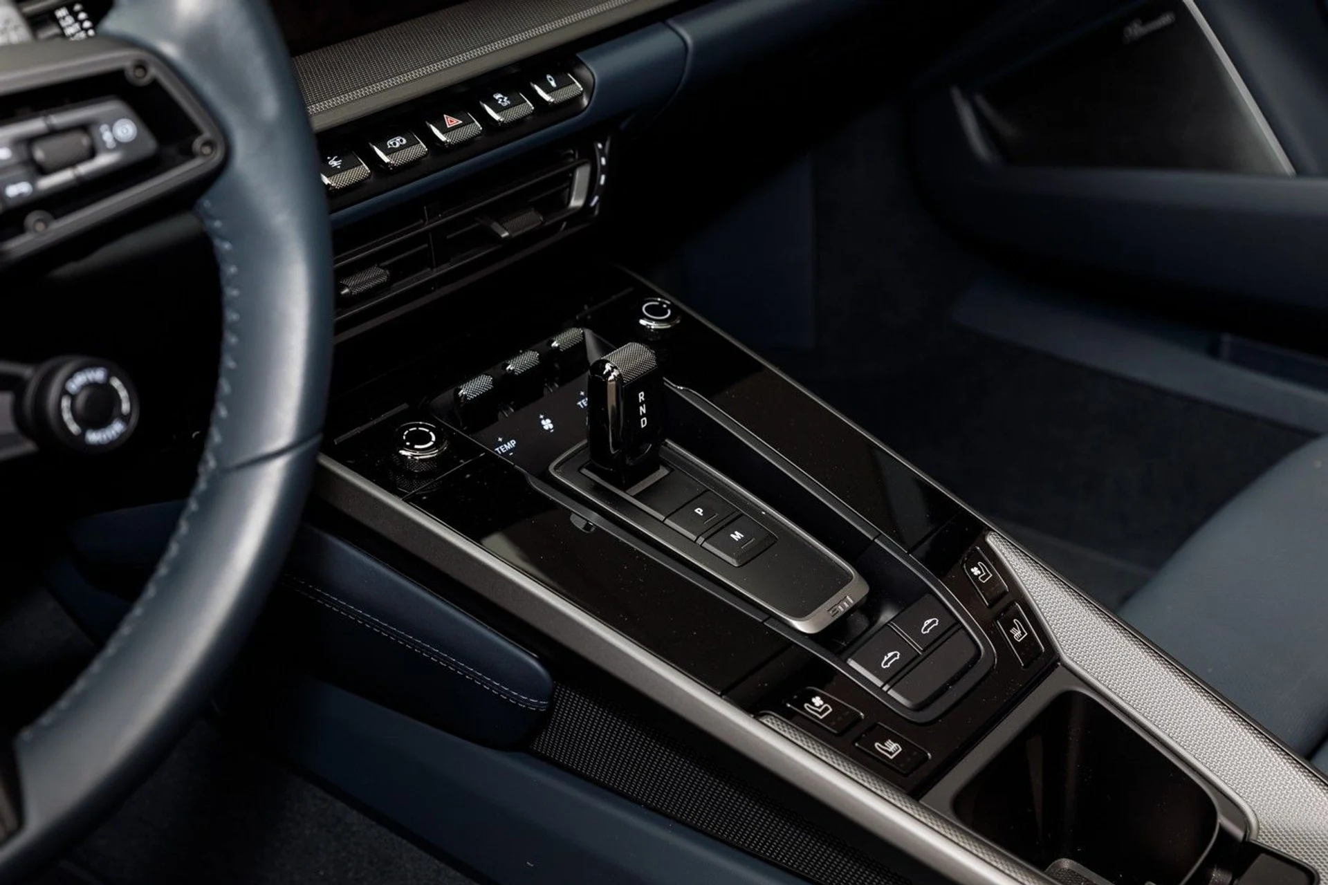 mph038_2532076472_644_p42_l_f72af9d22a