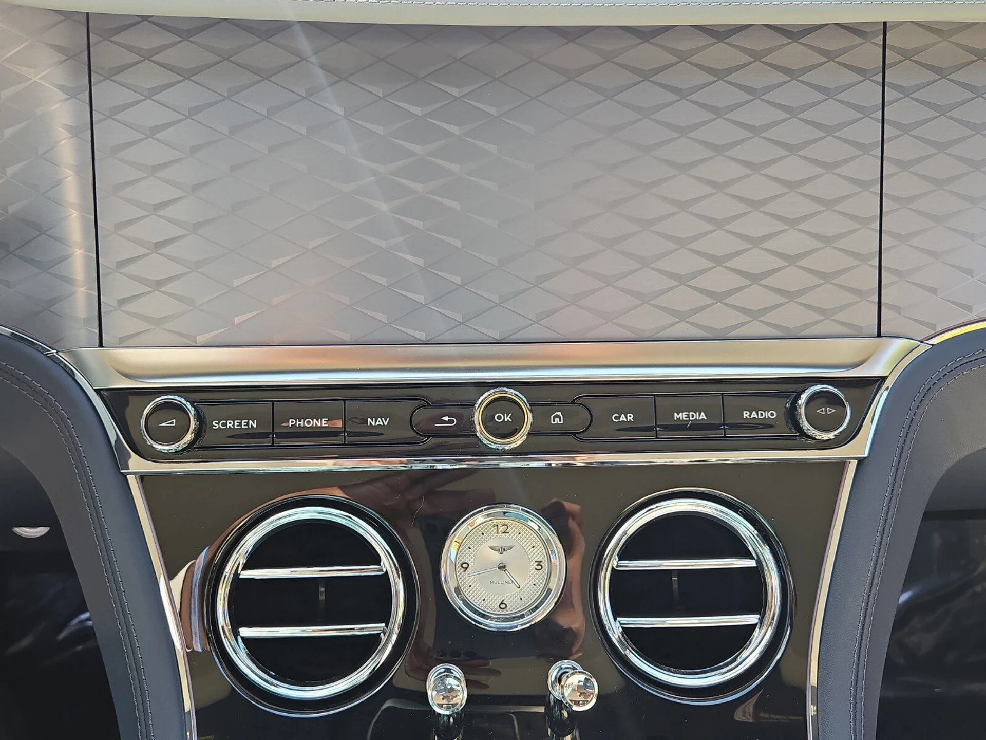 mph038_2533718991_65922d6ef2af0c719aef4869631d15b6x_22623bd855