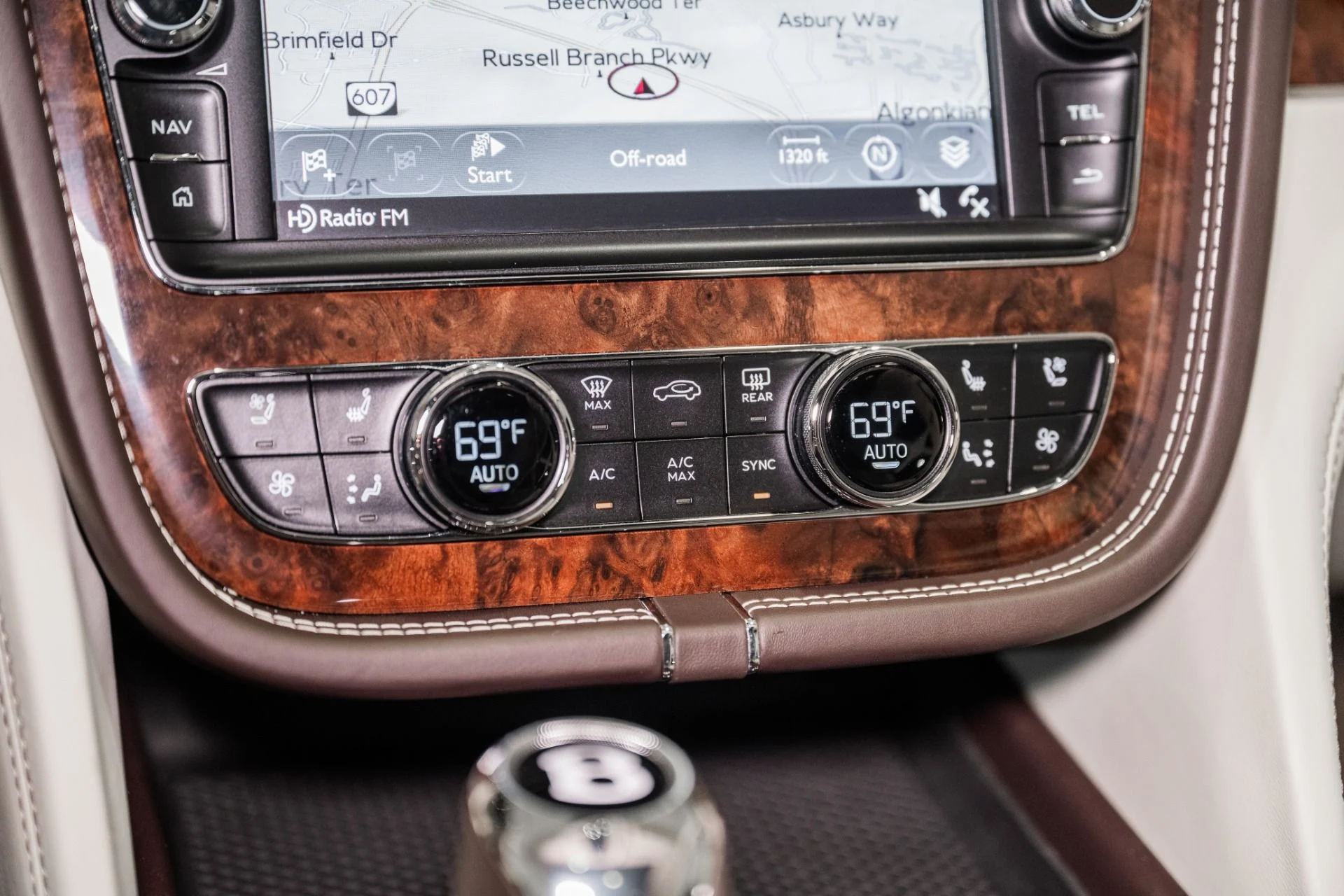 mph038_2536796502_Used_2017_Bentley_Bentayga_W12_1791218079_6773ccb23e