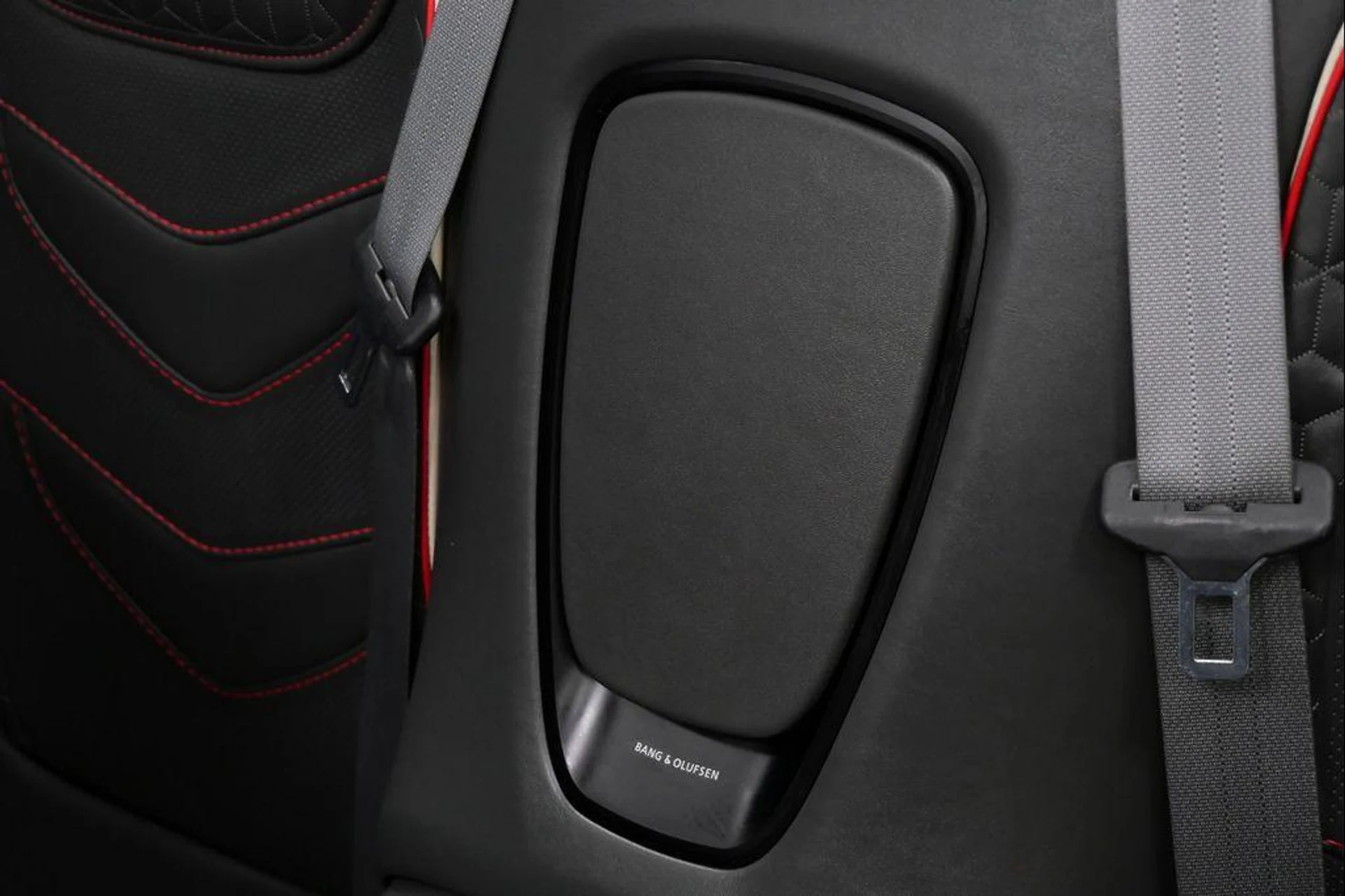 mph038_2548270709_p2y_zw_Gfo_Hdx_Ej_XC_9sc_Llx_X6_Tm_Q_22ba53af42