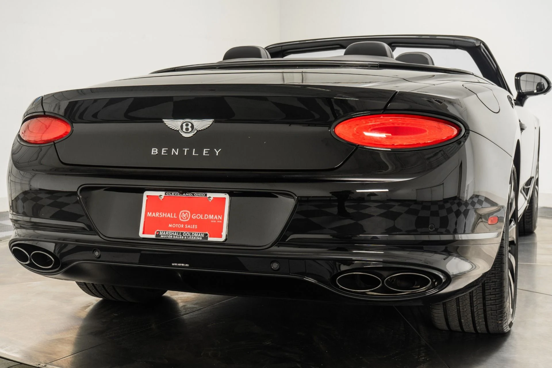 mph038_2551687916_Used_2024_Bentley_Continental_GTC_Edition_8_1757437315_73e87bf3e6