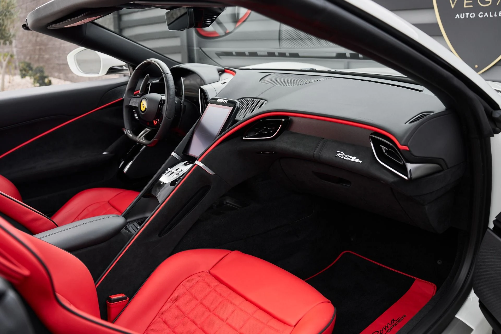 mph038_2565553790_Used_2024_Ferrari_Roma_Base_1763170089_bdda50b1a4