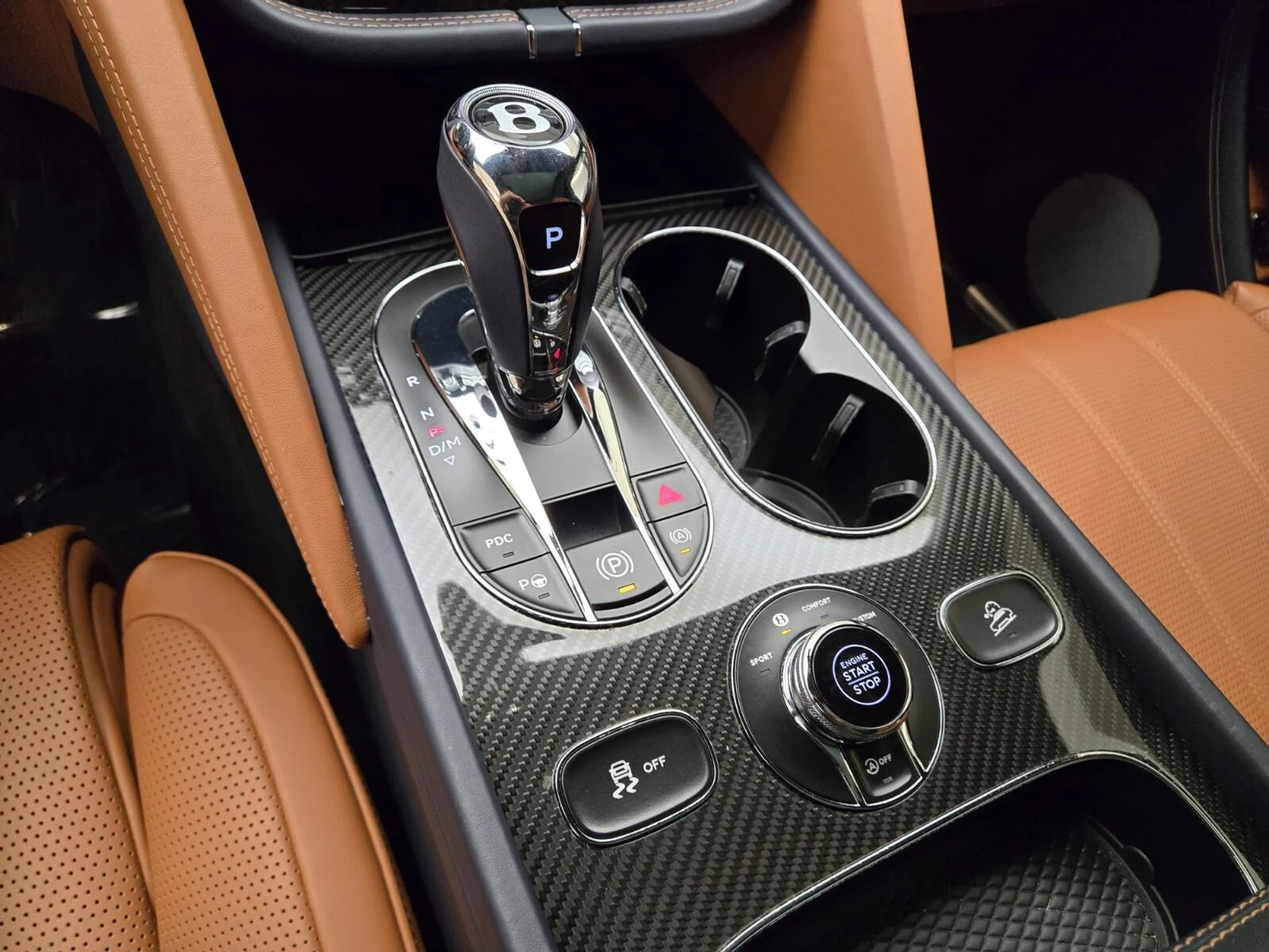 mph038_2570511771_Used_2022_Bentley_Bentayga_V8_1770273857_1cd2d75b39