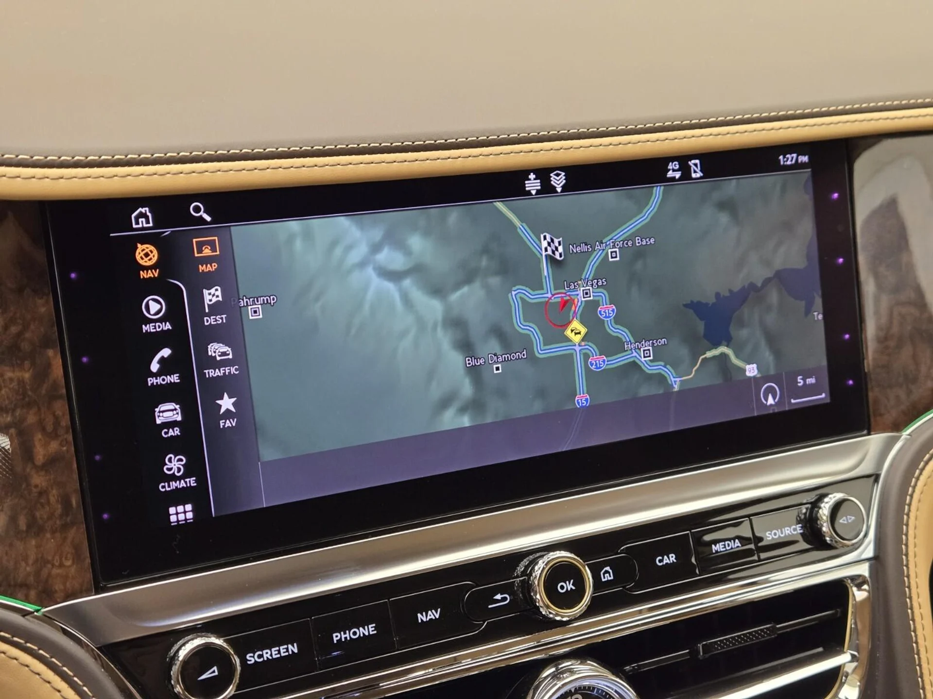 mph038_25711353_Used_2022_Bentley_Flying_Spur_V8_1767077537_0766a1557a