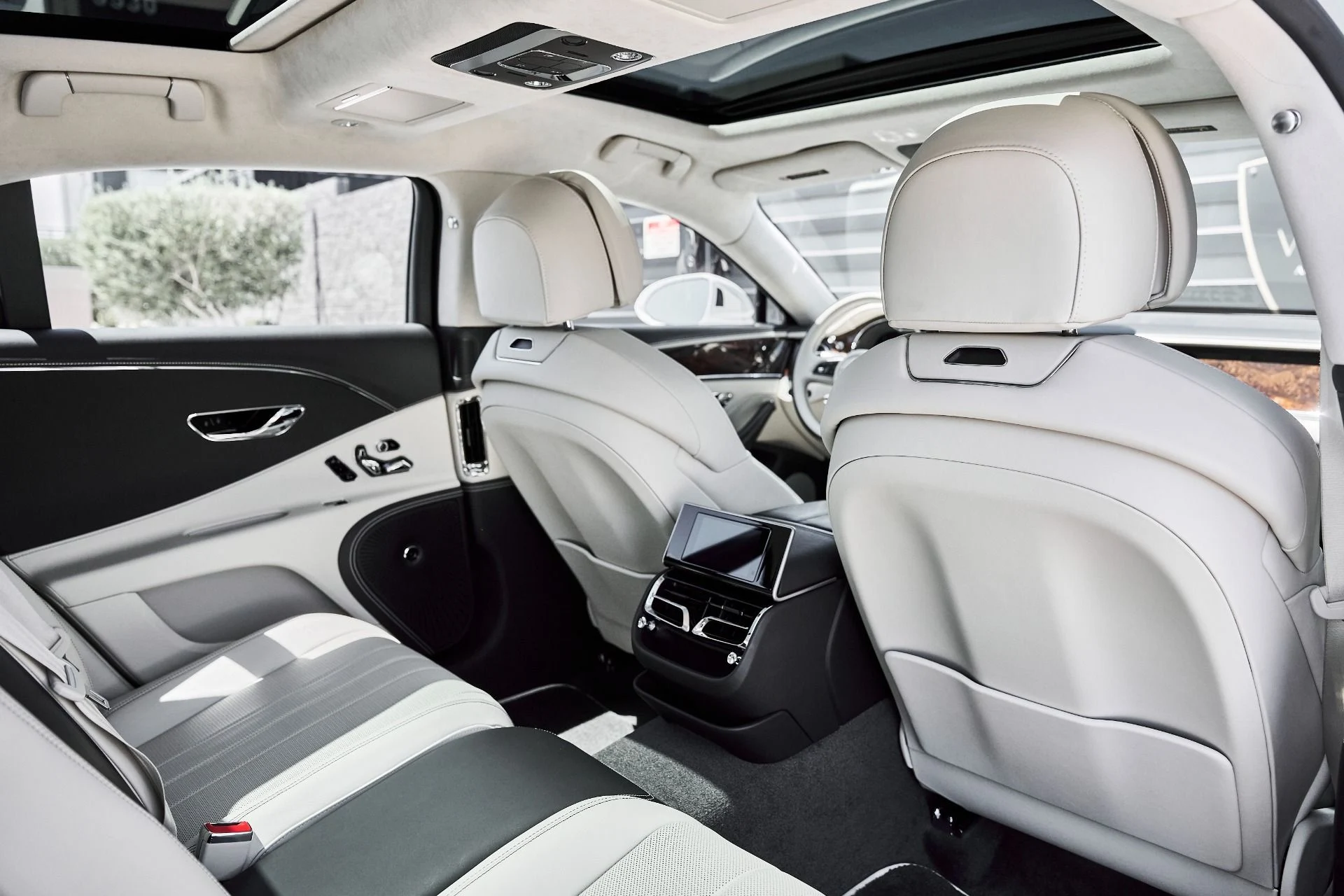 mph038_2580433768_Used_2021_Bentley_Flying_Spur_V8_1780617141_40c9a3d796