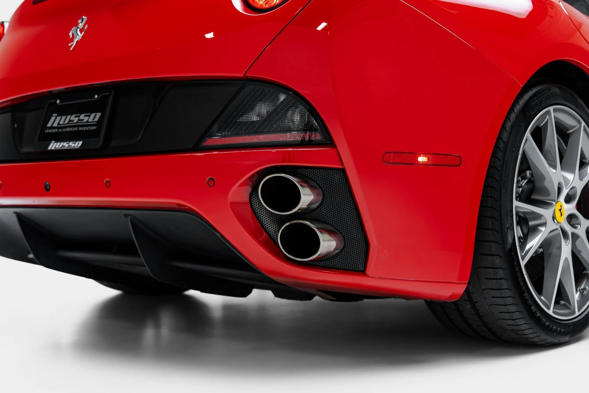 mph038_2590534635_Used_2011_Ferrari_California_1793140898_3bf90a665f