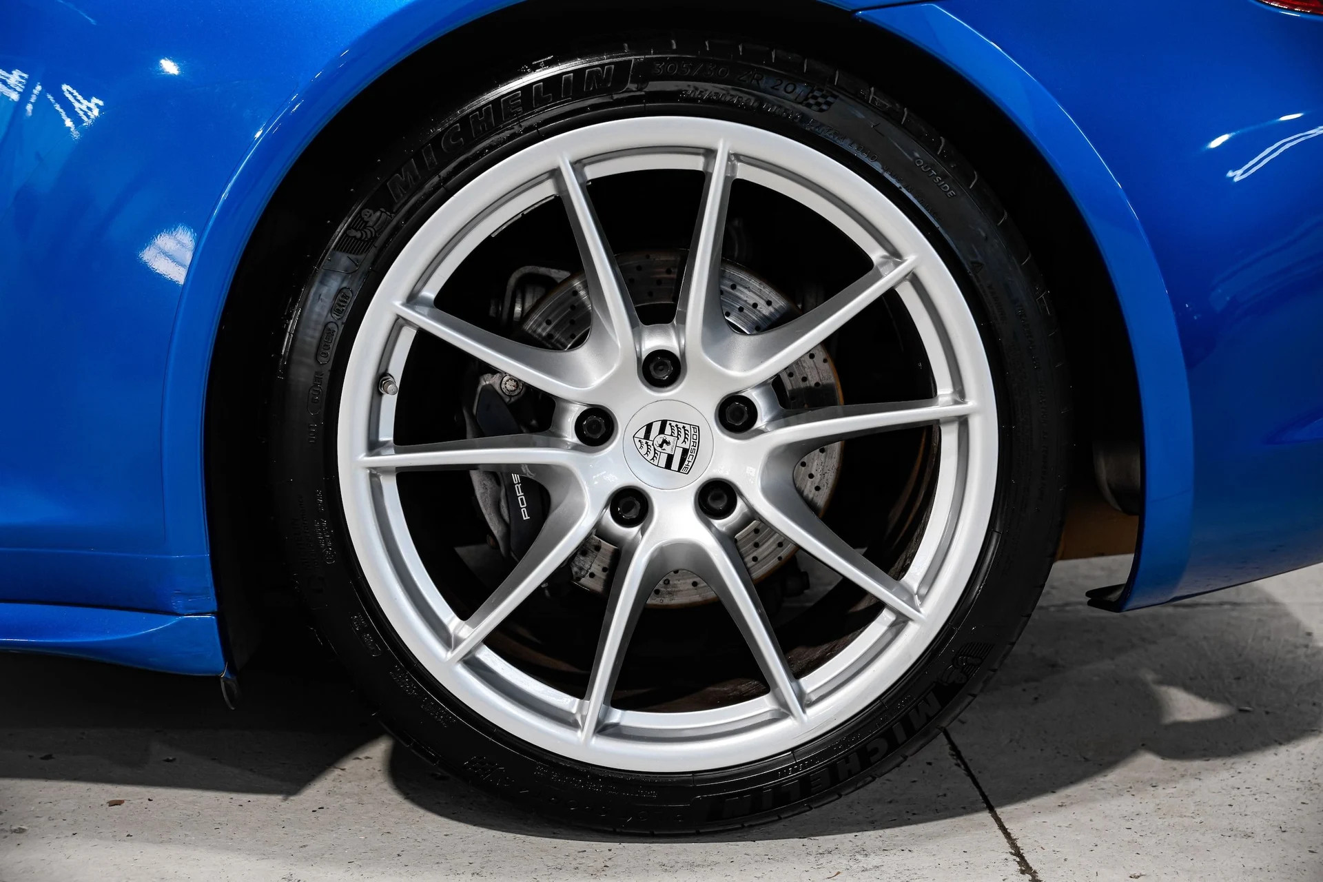 mph038_2610476817_148ac81491481e6f1dced9b44a4c2efax_fe05f5a504