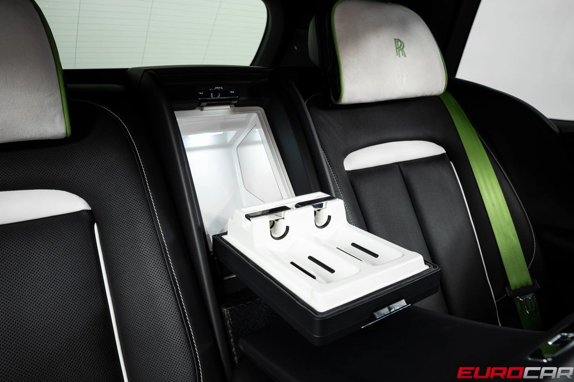 mph038_2612508921_image_39_5c8f926db5