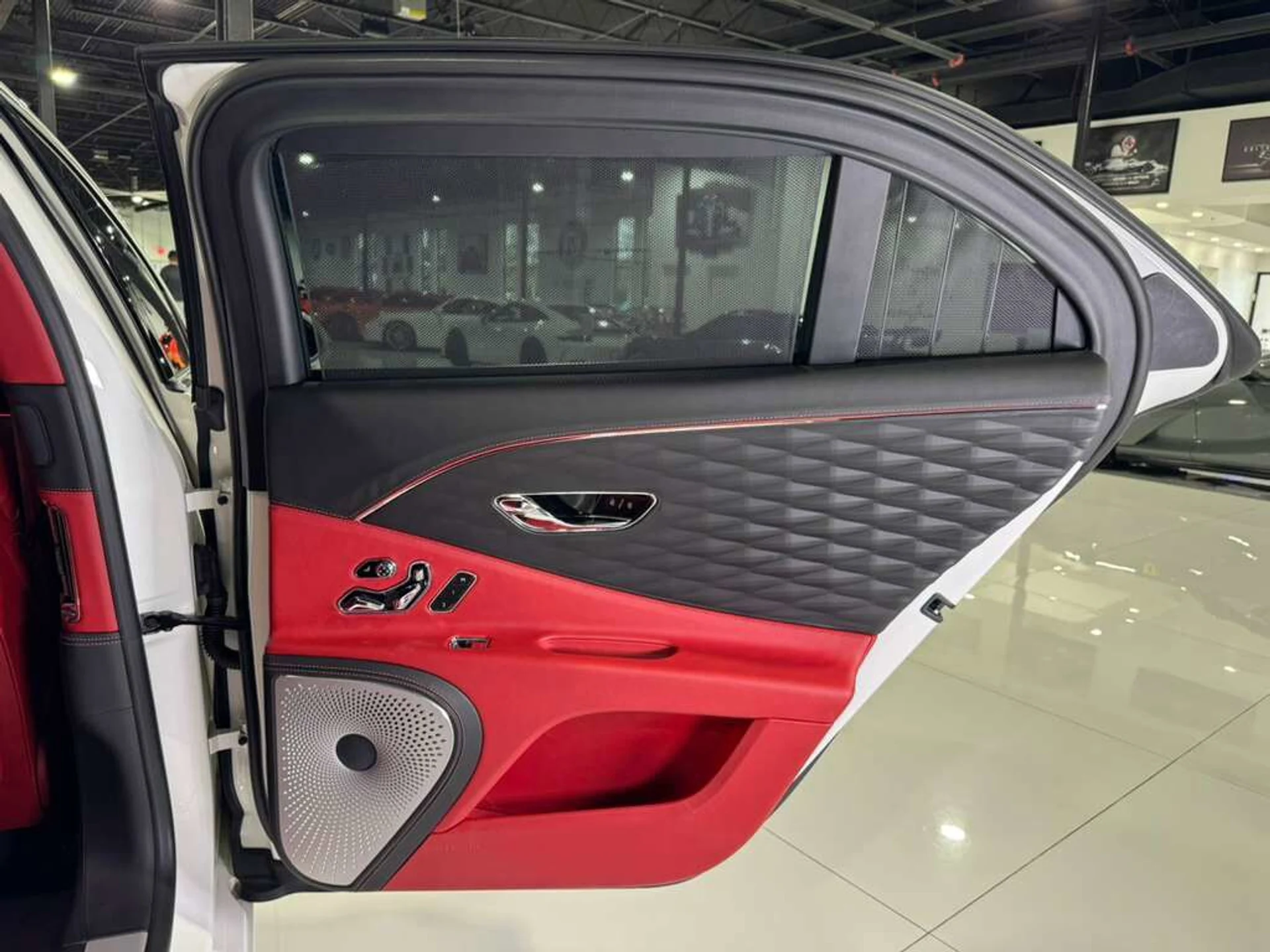 mph038_2615427816_eca43628f8d4affc9b3d2a63570d6d57_26d54aa145