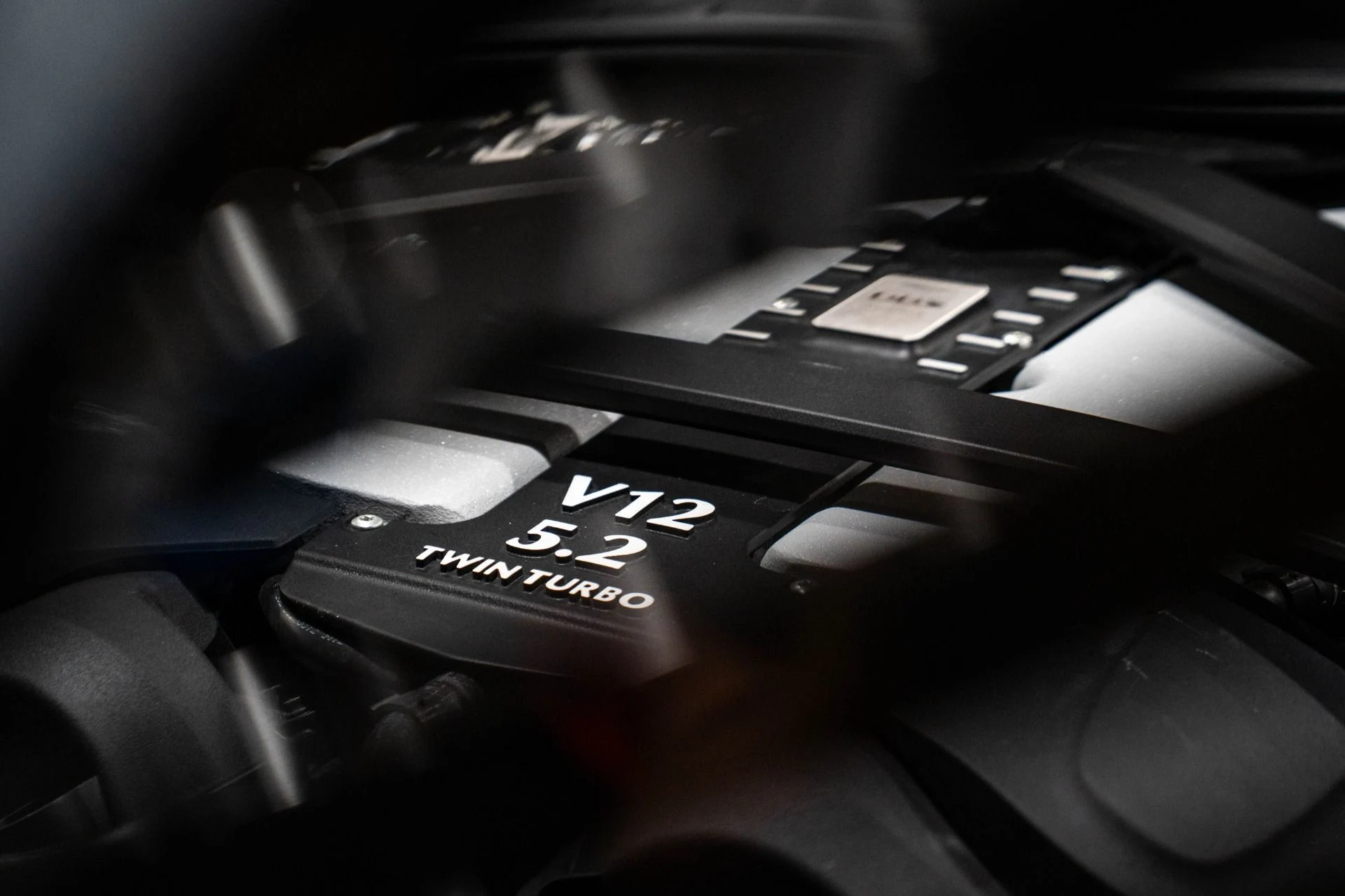 mph038_2615599216_Used_2020_Aston_Martin_DBS_Superleggera_1767994593_357efedb74