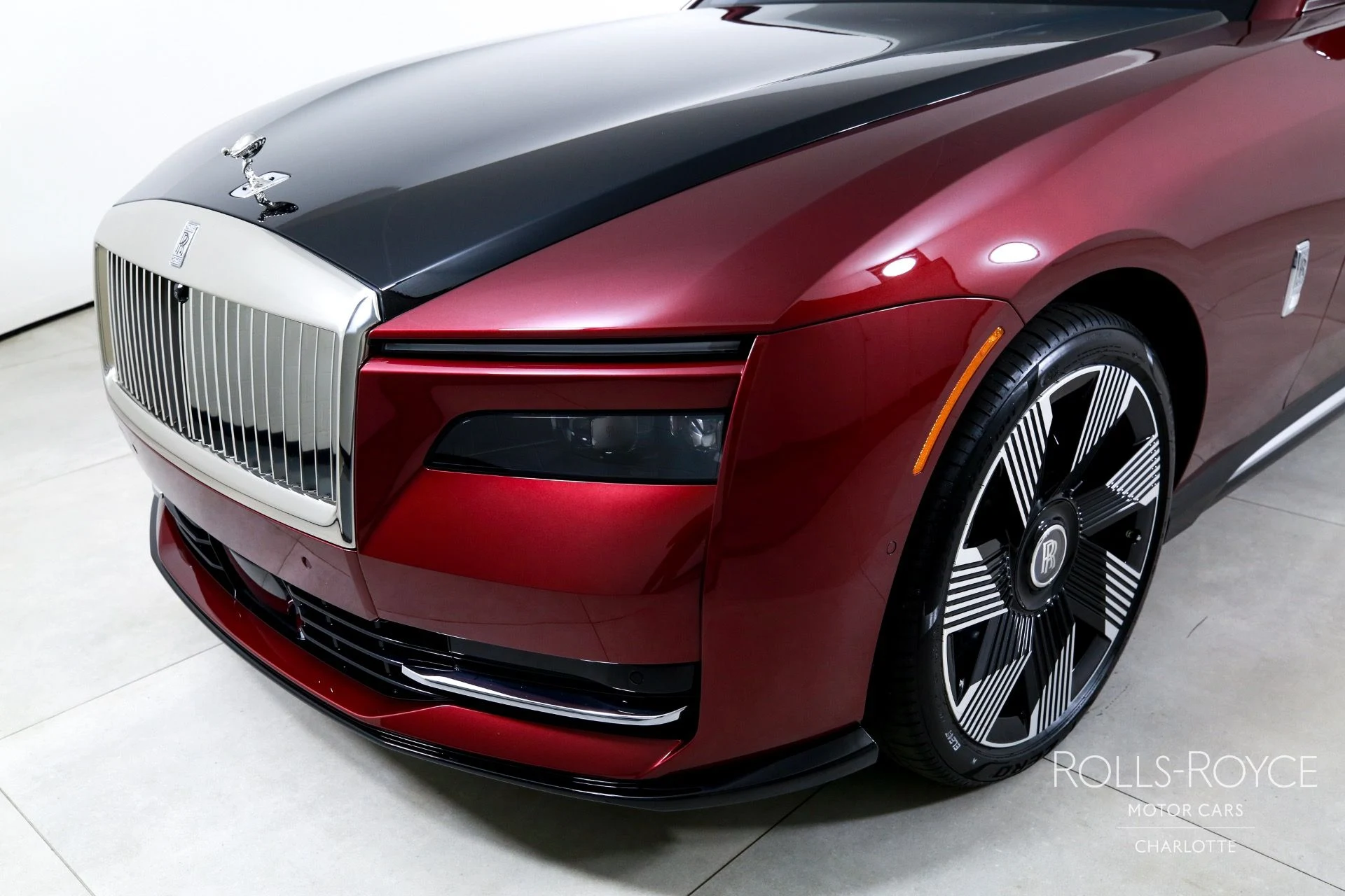 mph038_2621229319_Used_2024_Rolls_Royce_Spectre_1750451753_b0809a8bd3