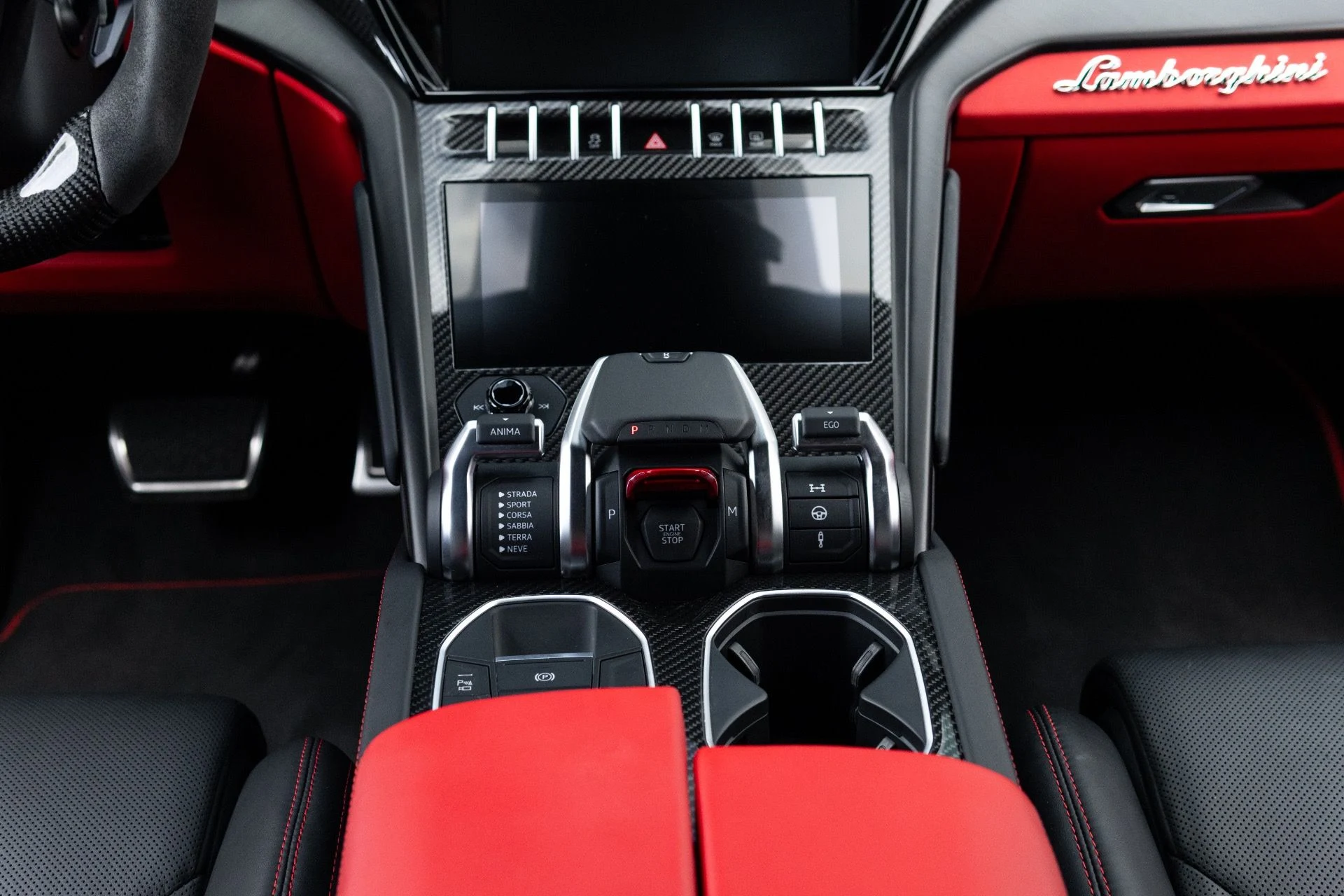 mph038_2621784003_Used_2022_Lamborghini_Urus_1773951394_9bf670408e