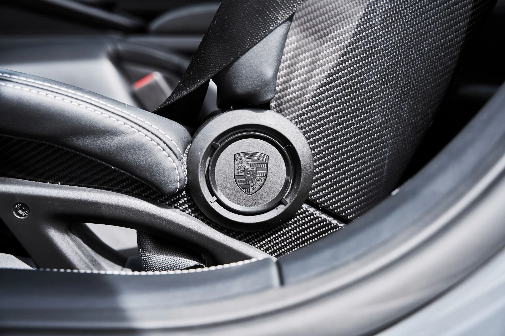 mph038_2623125083_Used_2025_Porsche_911_GT_3_1775332905_6b54427766