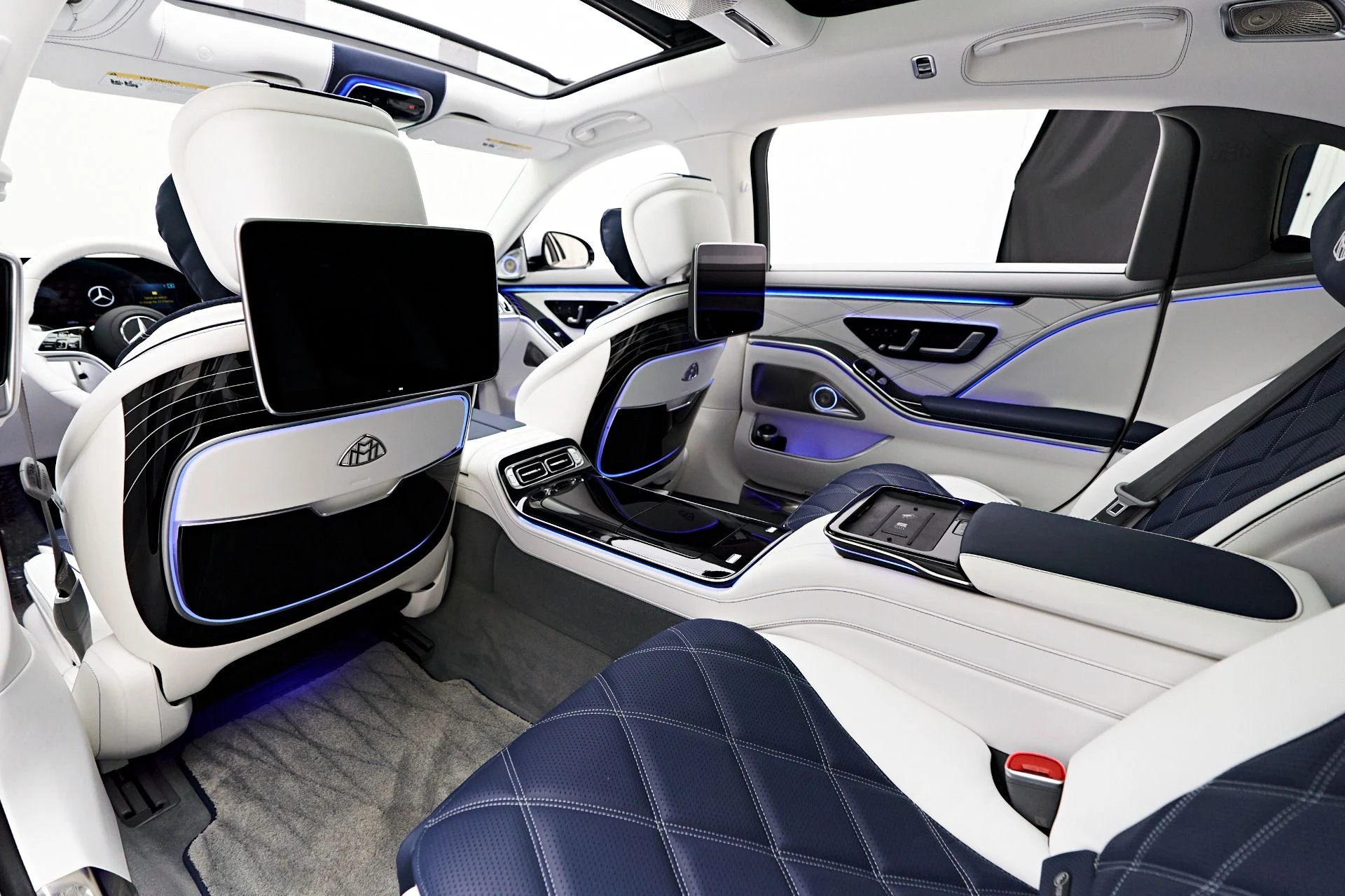 mph038_2634660634_Used_2024_Mercedes_Benz_S_Class_Maybach_S_680_1729209539_af44592830