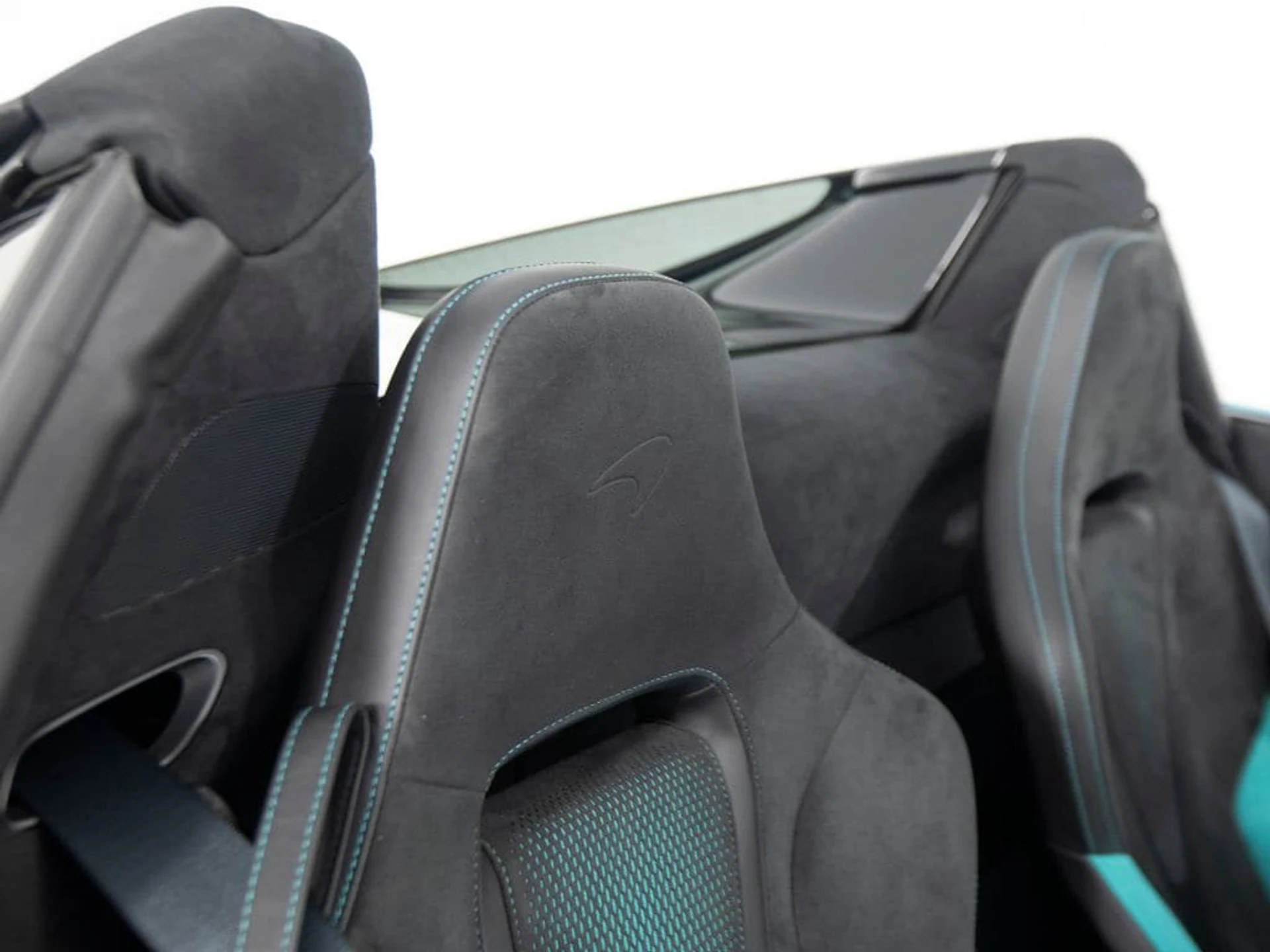 mph038_2638338750_3af607847050686cd54c236592429b63x_ccc420420d