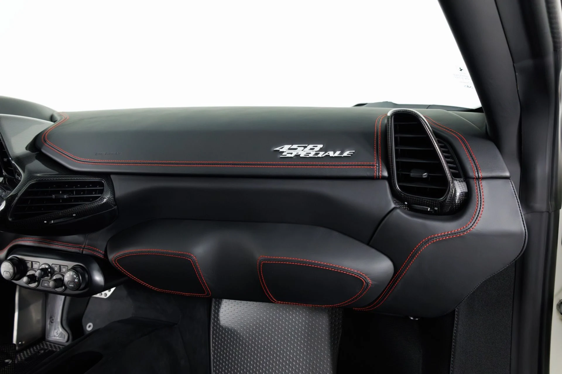 mph038_2646764156_Used_2014_Ferrari_458_Italia_Speciale_1773085149_60758e5457