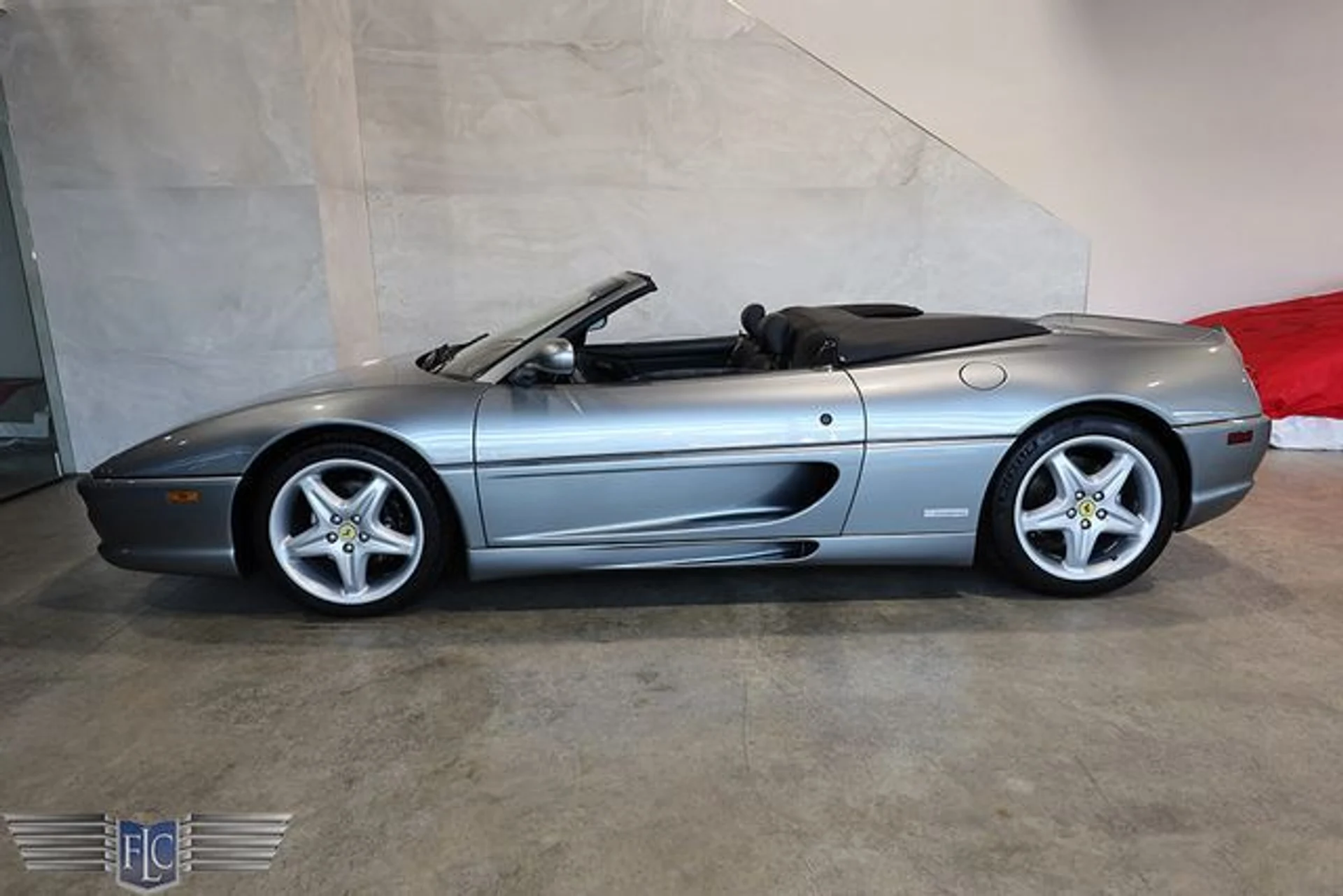 mph038_2651256497_used_1997_ferrari_f355_spider_9689_23055036_43_640_9f7c304615