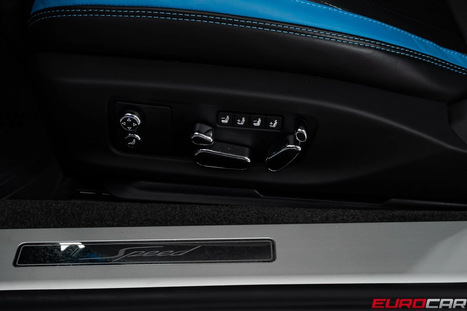 mph038_2666061151_image_39_00b6675134