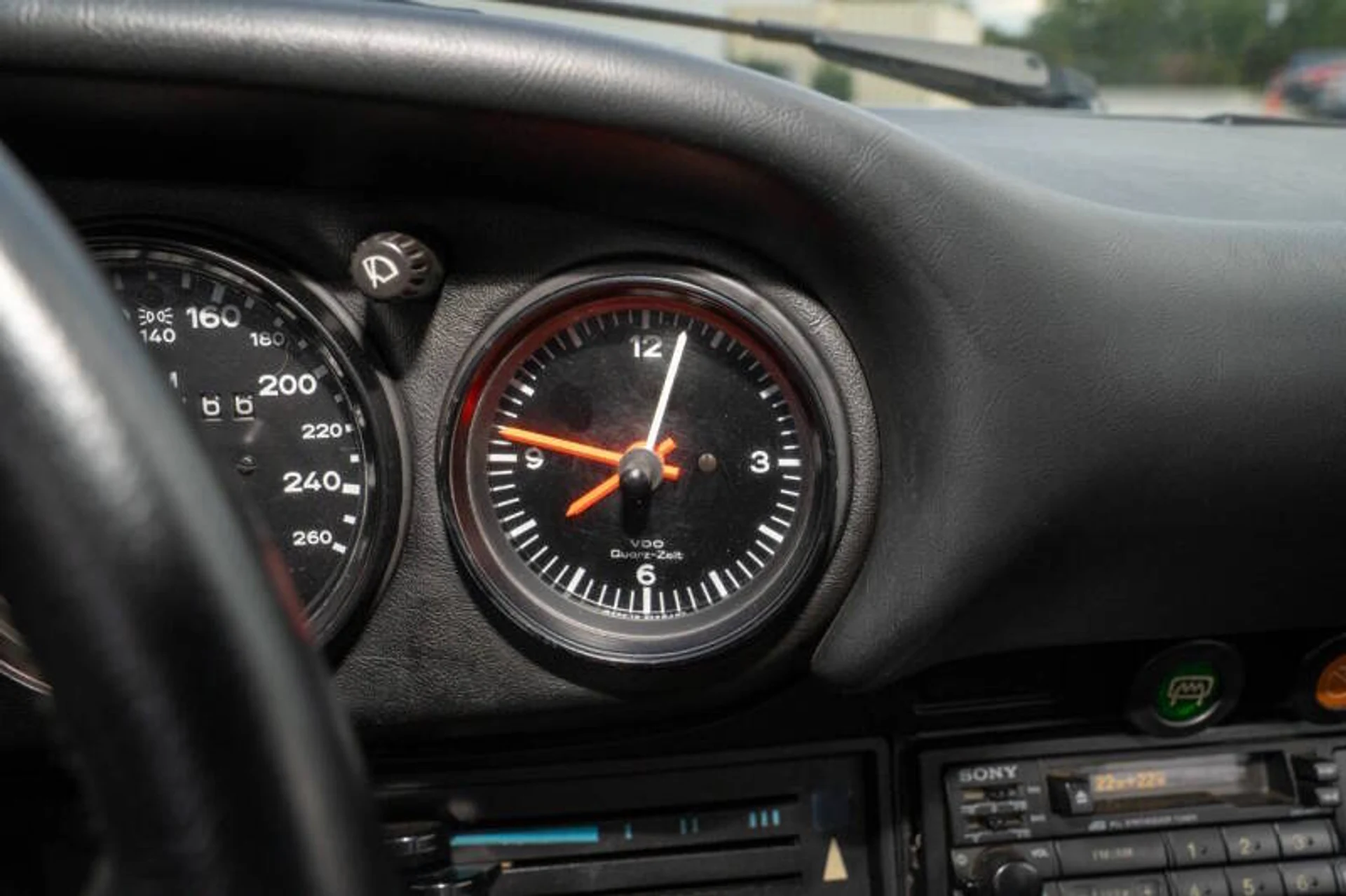 mph038_2670034561_1976_porsche_911_carrera_coupe_911_carrera_coupe_508a600434