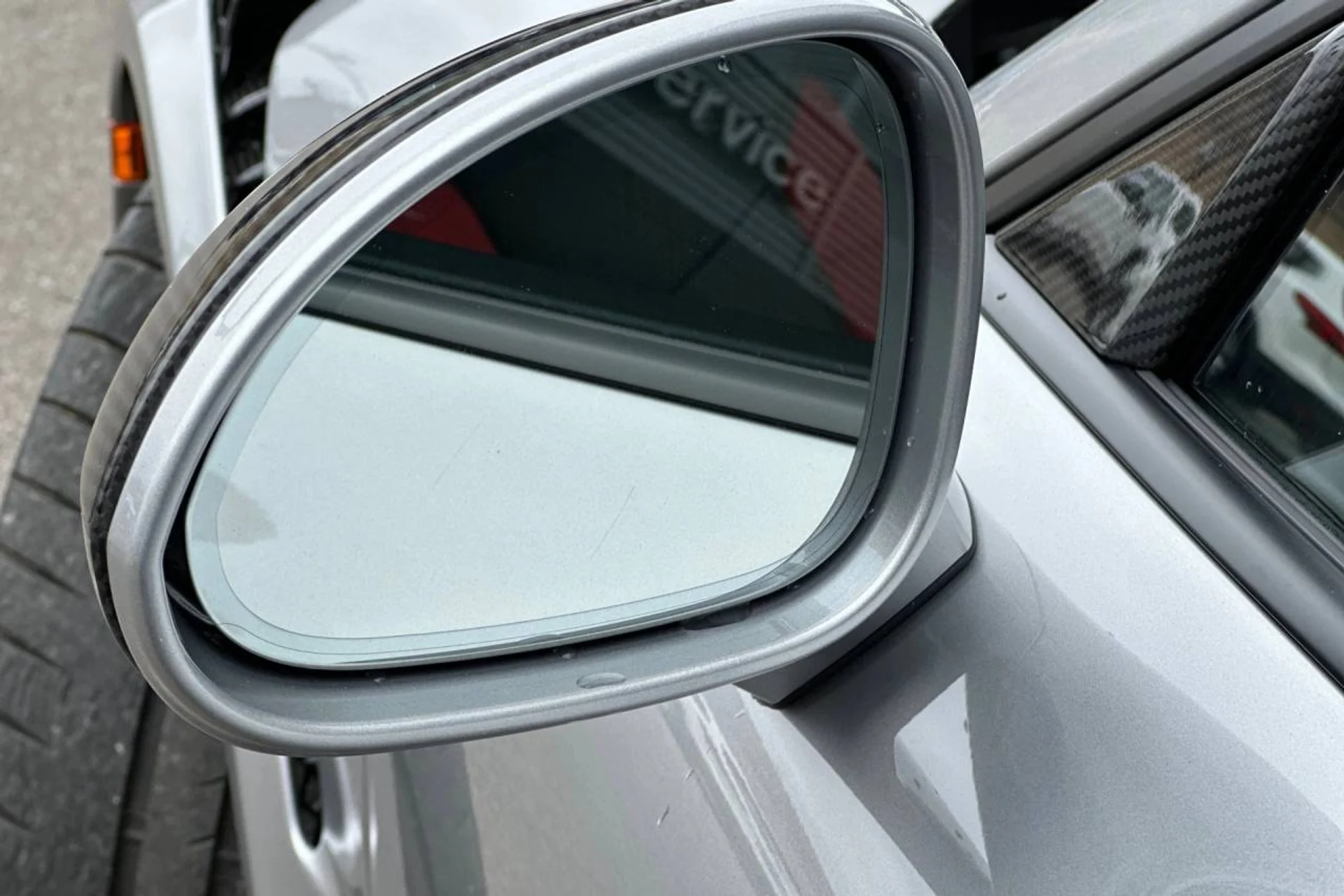 mph038_2682726518_1280_8469e7d026