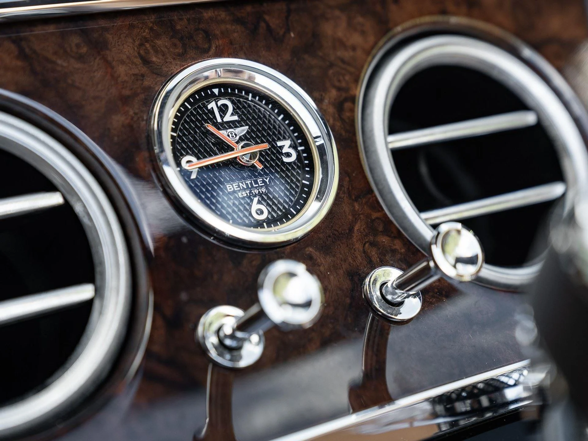 mph038_2683981895_Used_2020_Bentley_Continental_GT_V8_1773864448_1498fcd21b