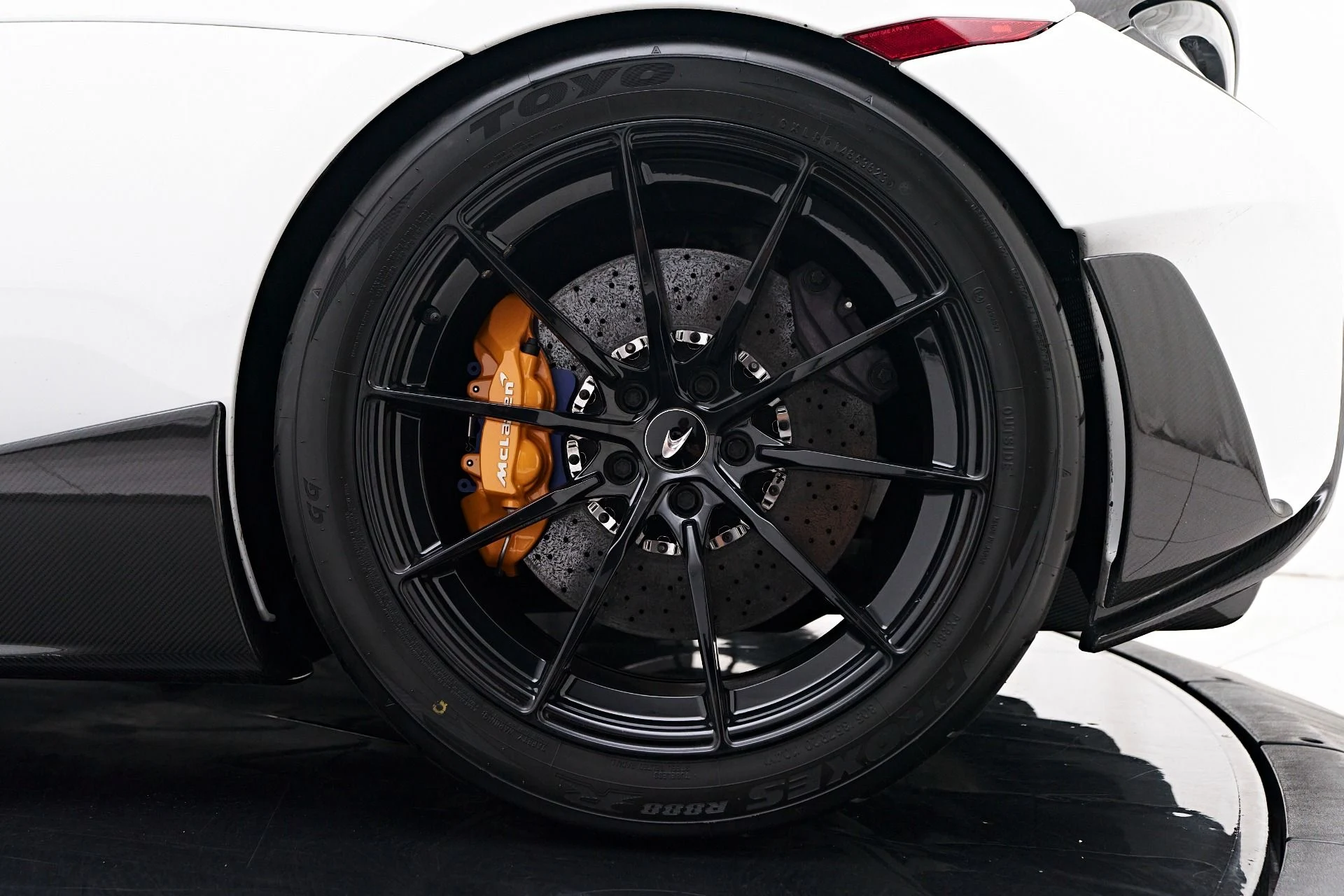 mph038_2697709405_Used_2019_Mc_Laren_600_LT_Base_1755991660_24d0b9d73c