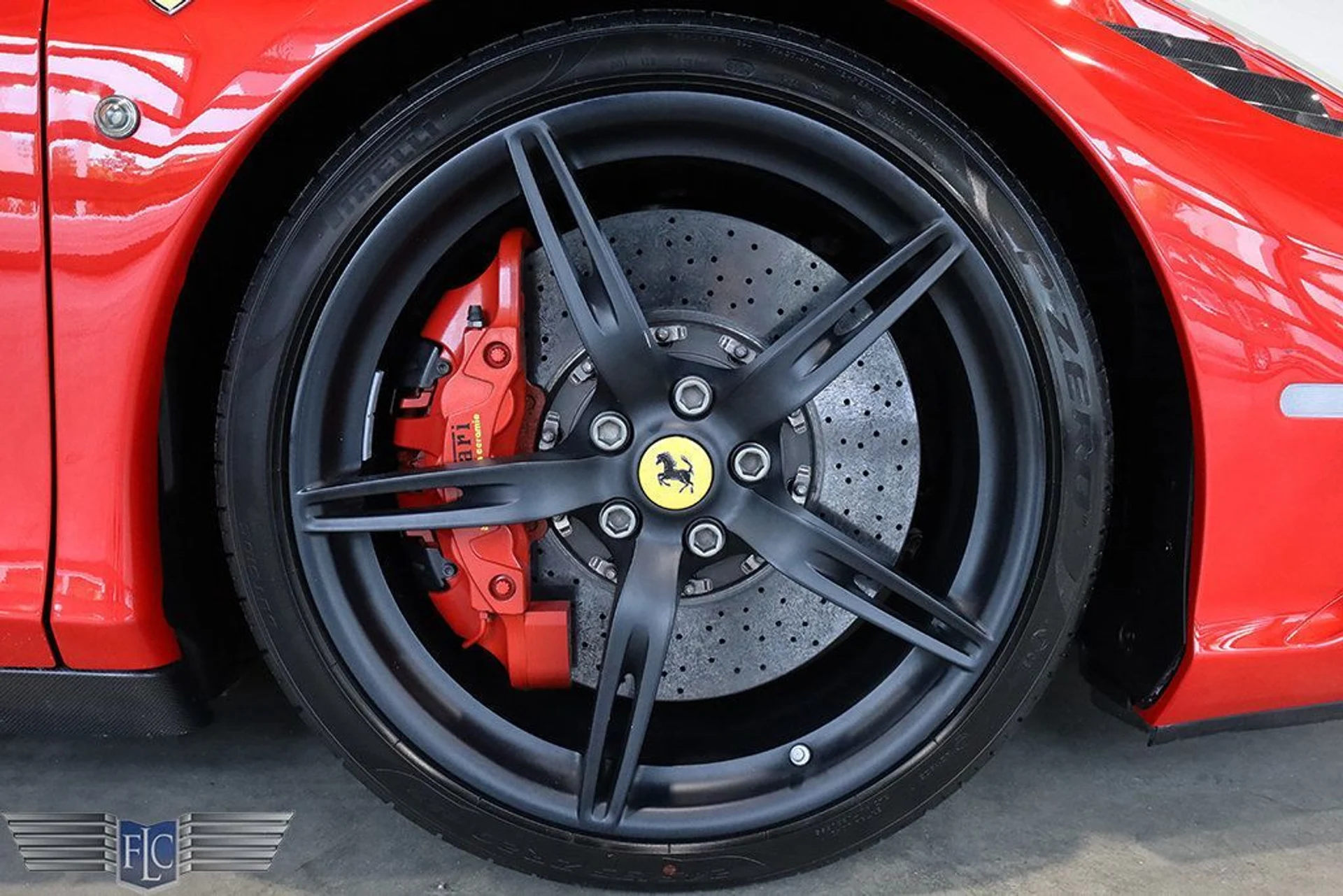 mph038_2718120352_used_2014_ferrari_458_speciale_9689_22821397_39_1024_c89a917376