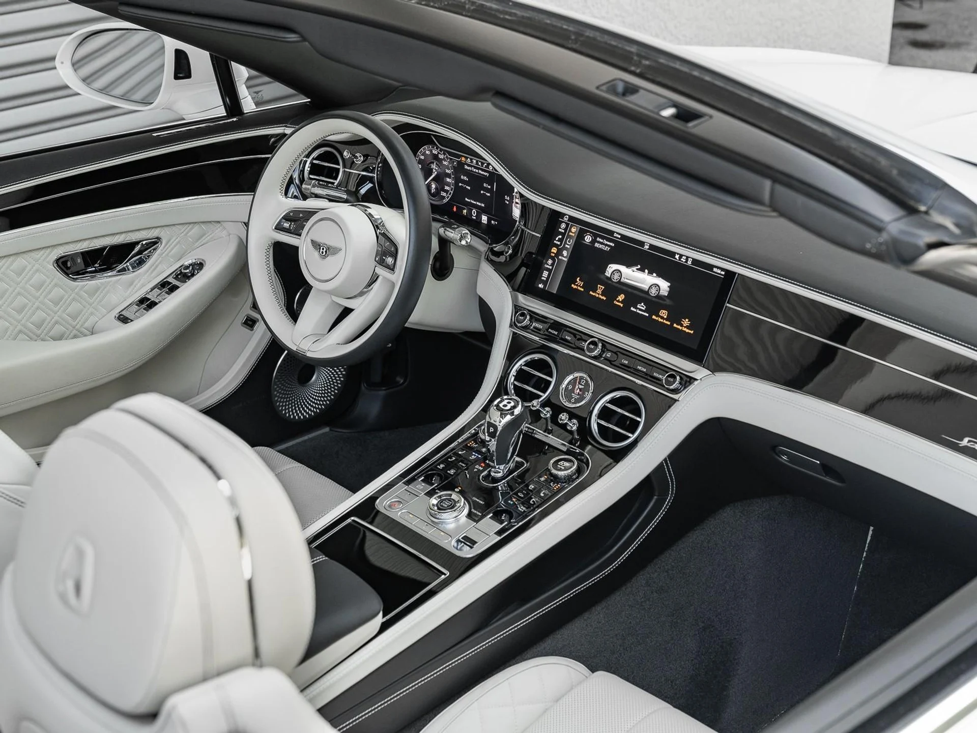mph038_2718198759_Used_2022_Bentley_Continental_GT_Speed_1755029204_e0e023bb13